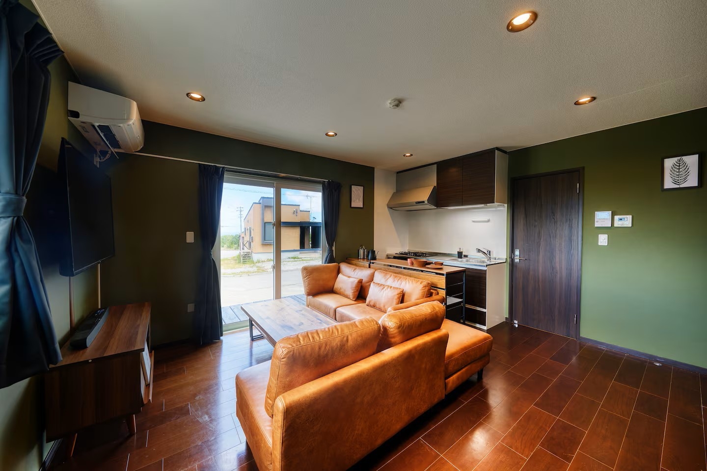 【スタンダード】13時イン12時アウト！素泊まり〜美ら海水族館・ジャングリア沖縄まで車で20分〜