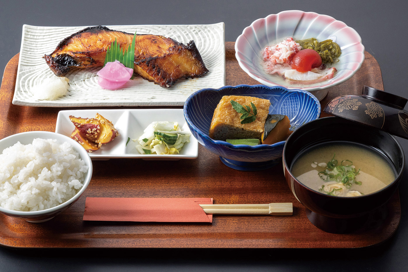 お昼の「炭魚定食」