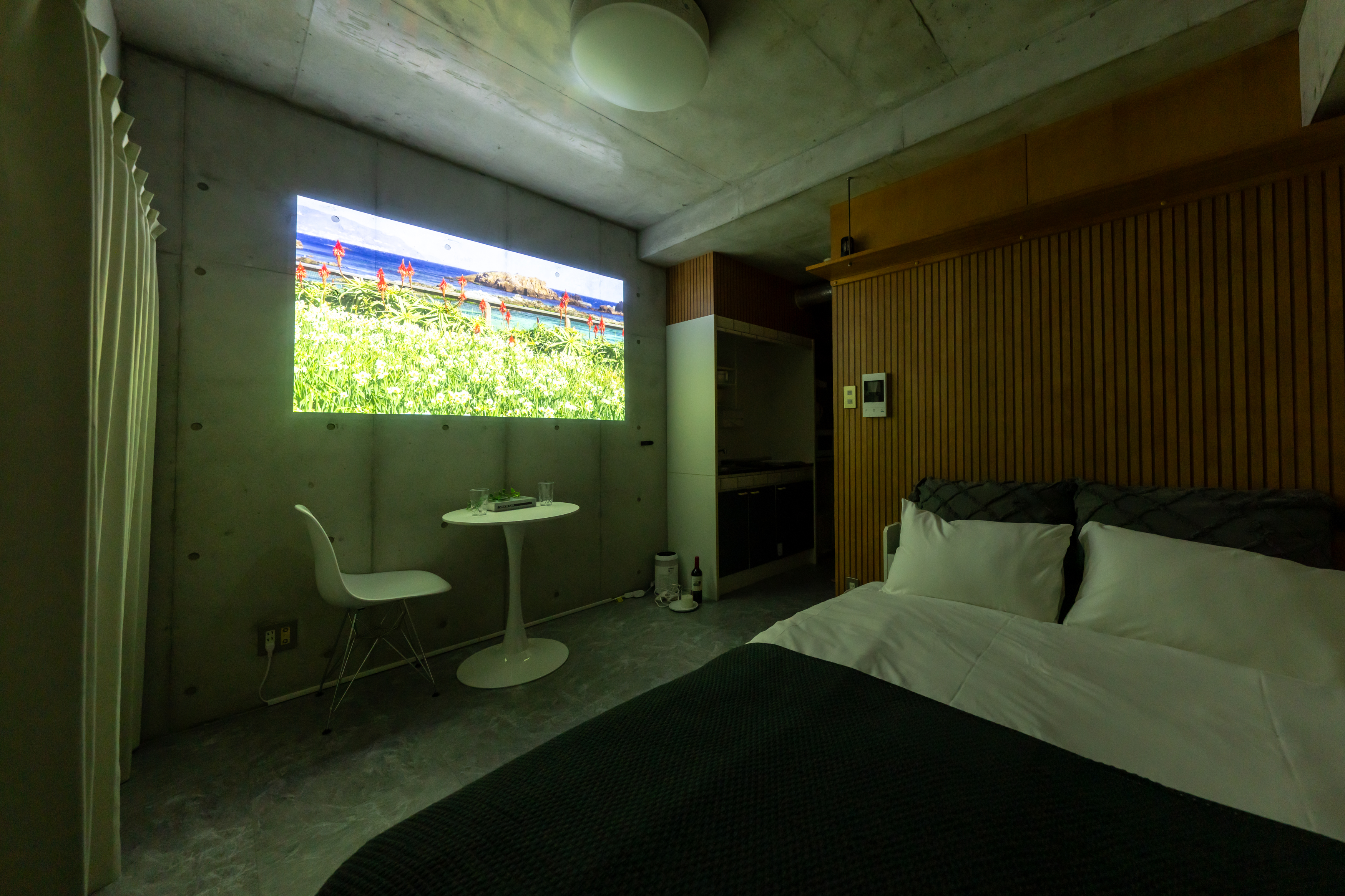 プロジェクター