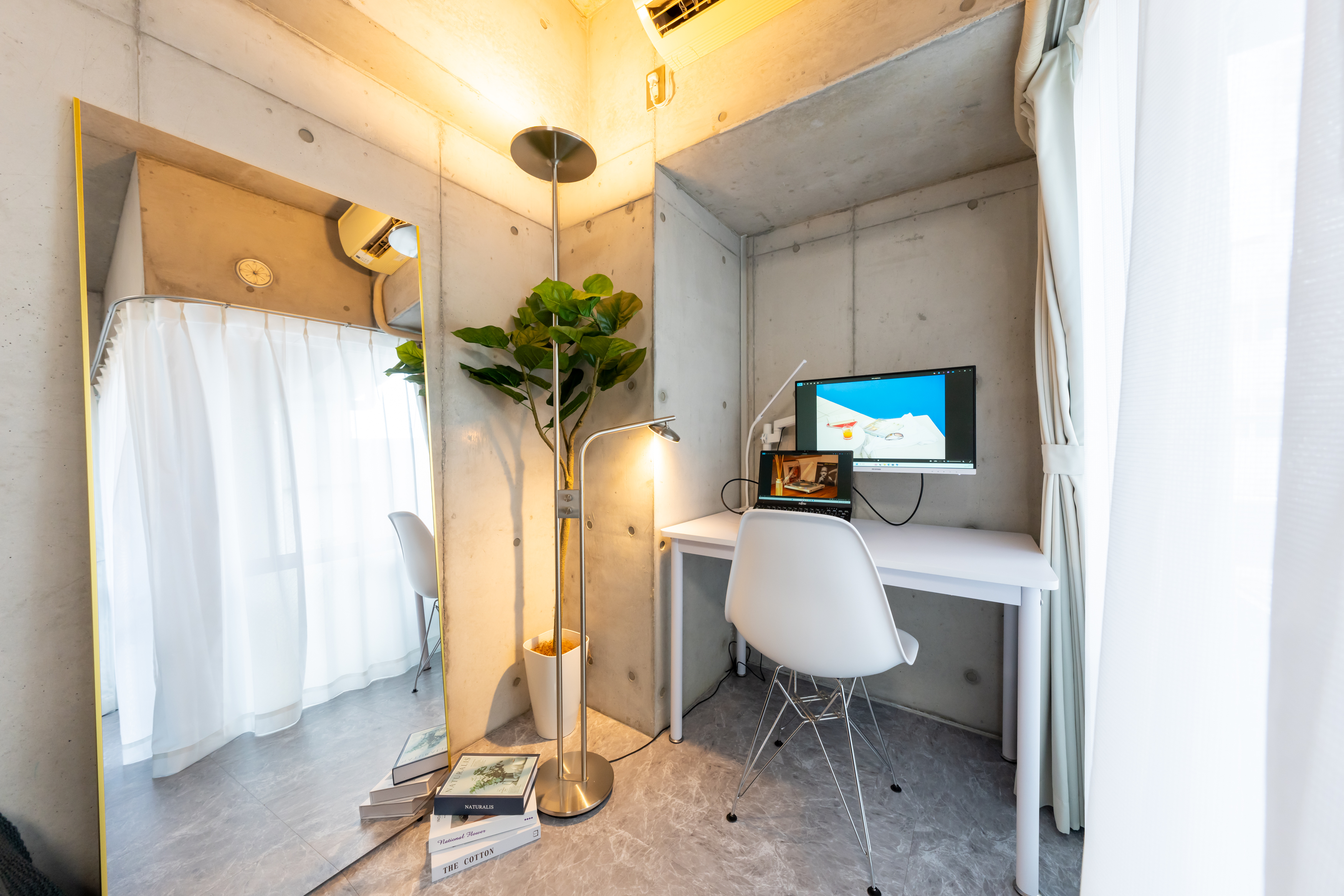 デスクイメージ