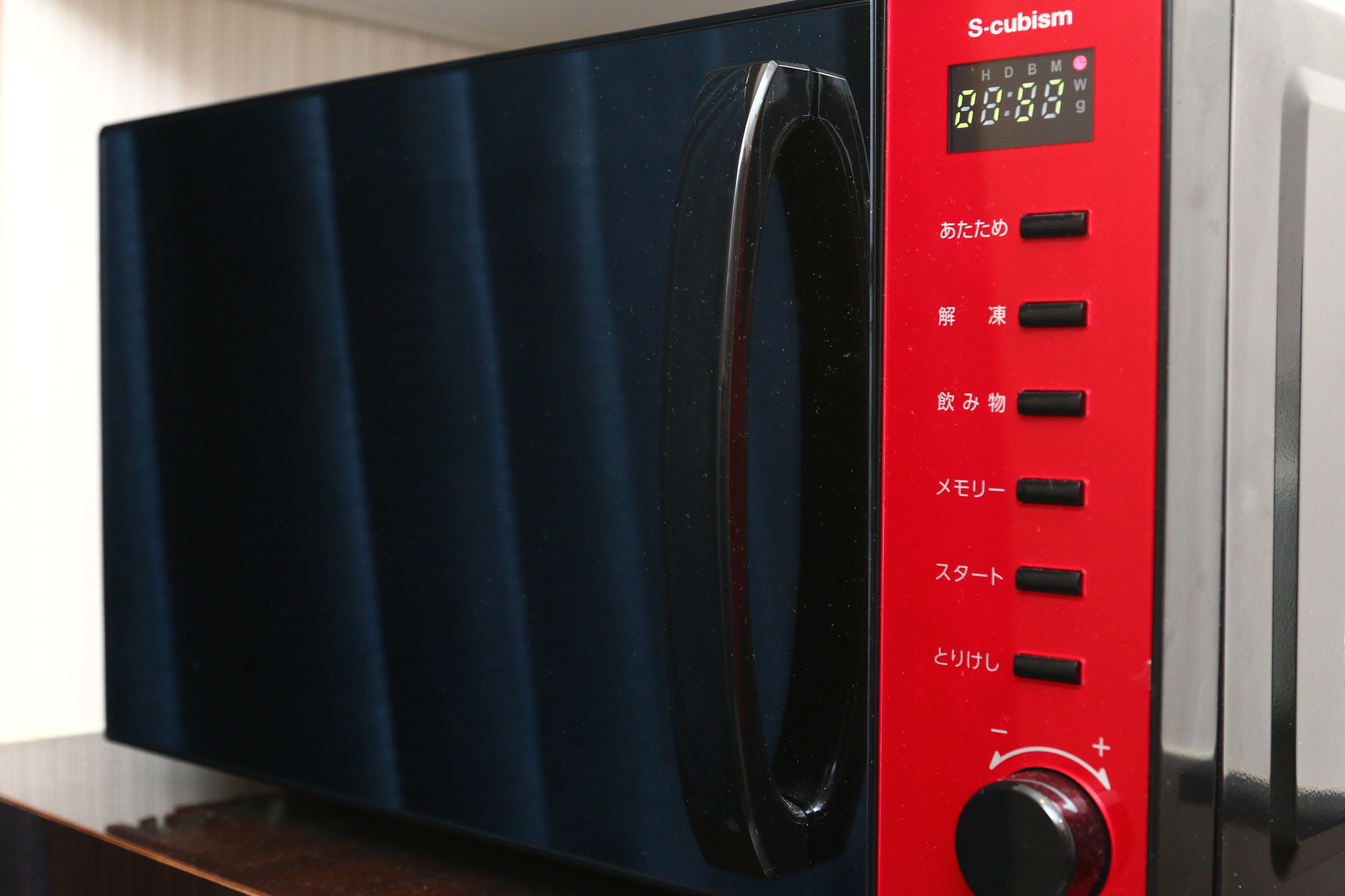 設備・備品◆各客室に電子レンジ完備