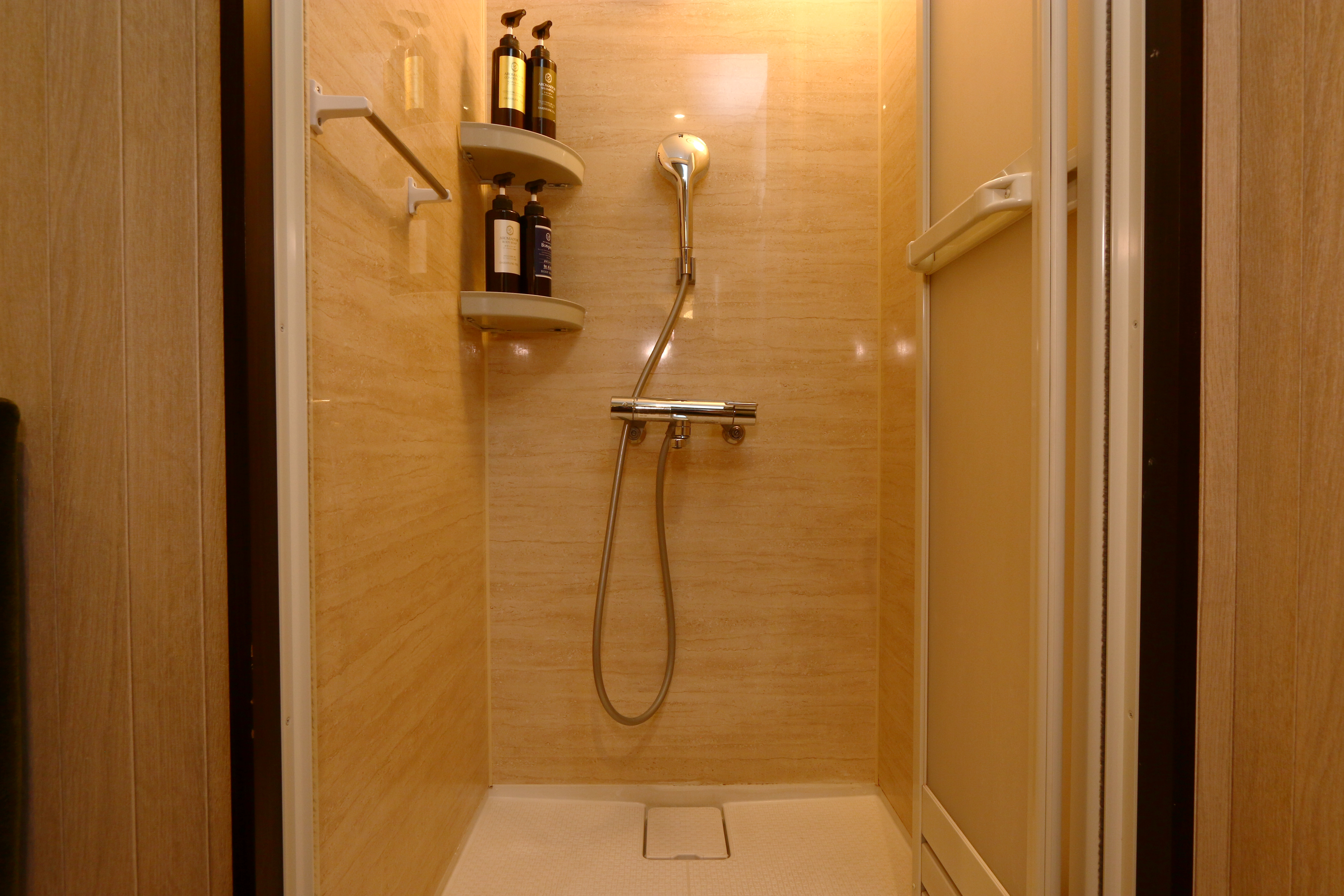 シャワー・トイレ独立◇エコノミーダブルルーム