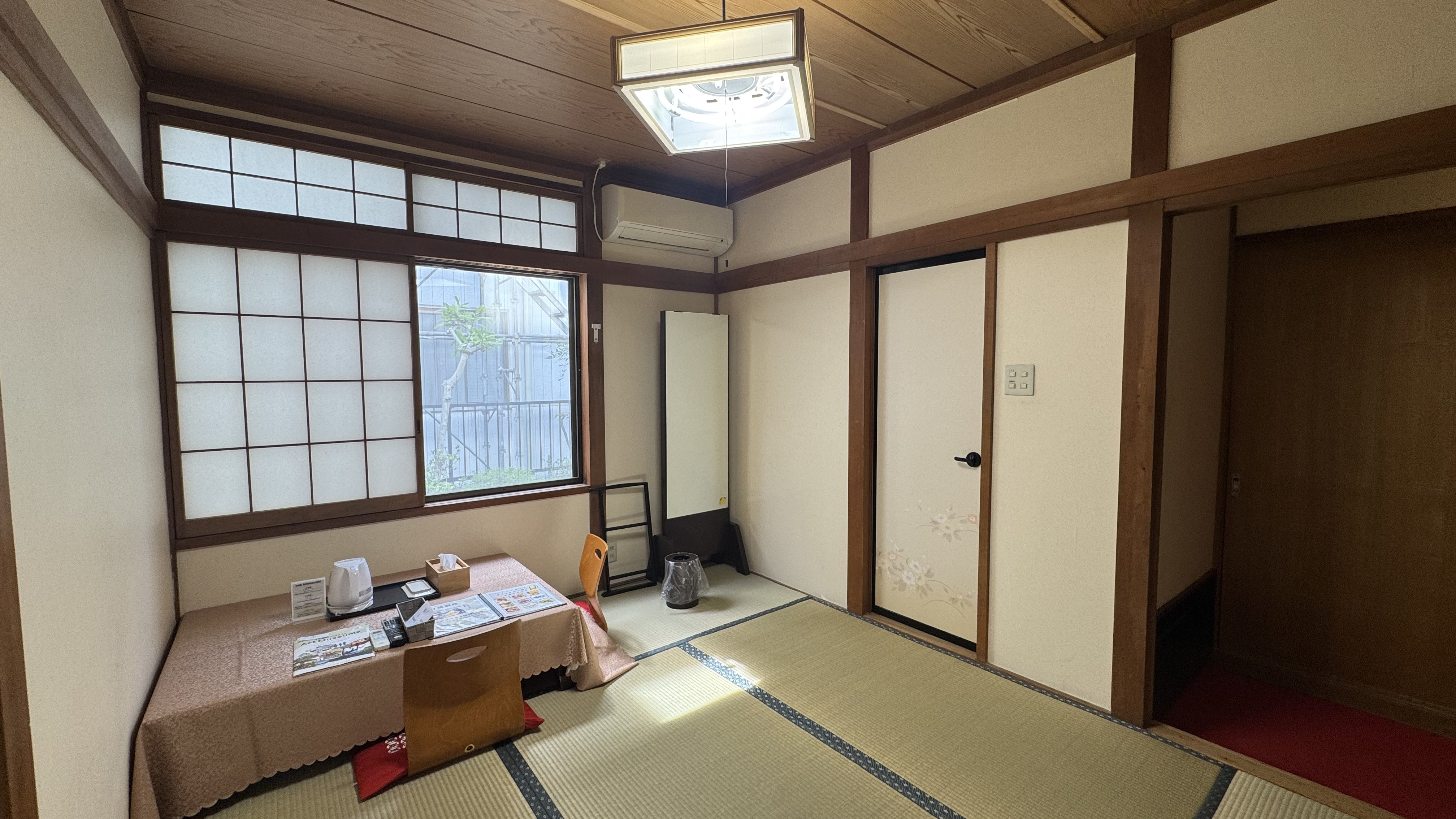 和室6畳（トイレ付）