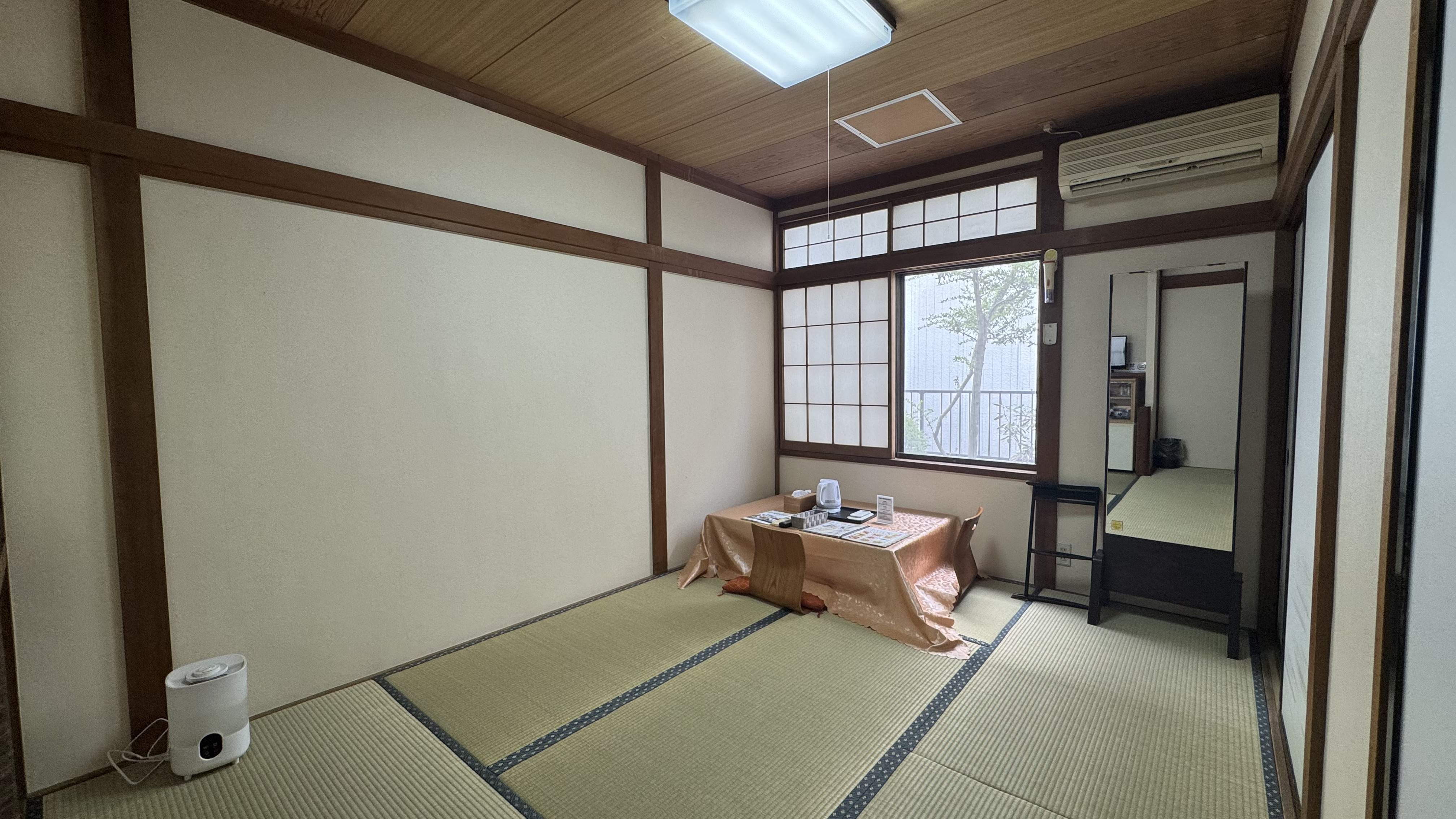 和室6畳（トイレ付）