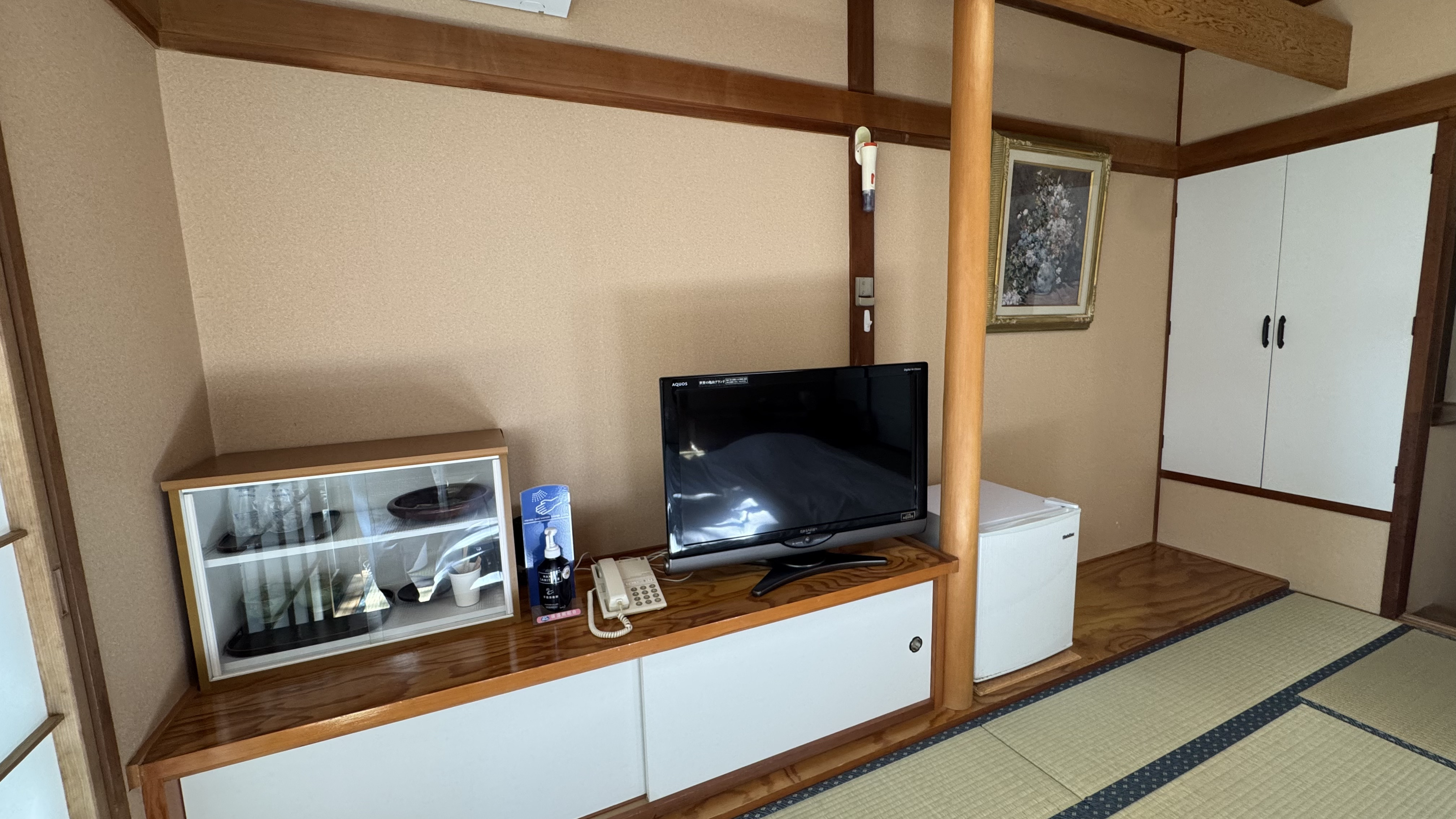 【訳あり】和室12畳（バス・トイレ無）