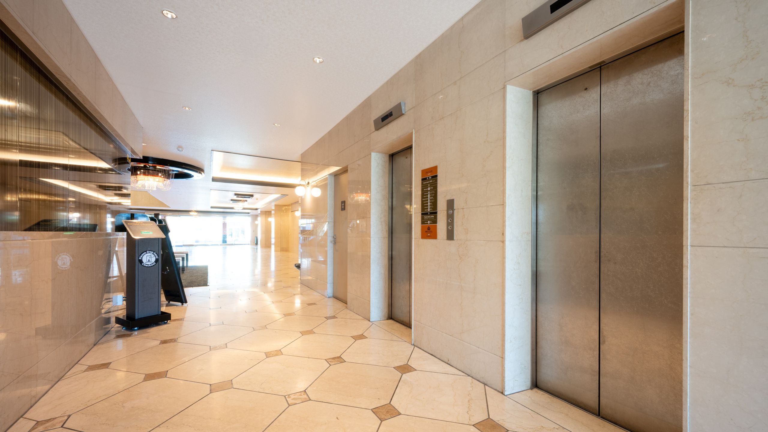 セキュリティーエレベーター