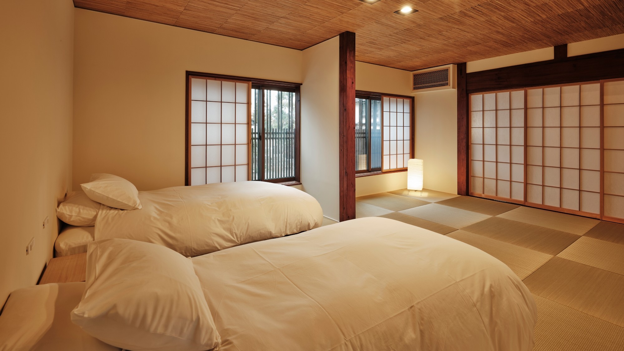 泉の家：ベッドルーム