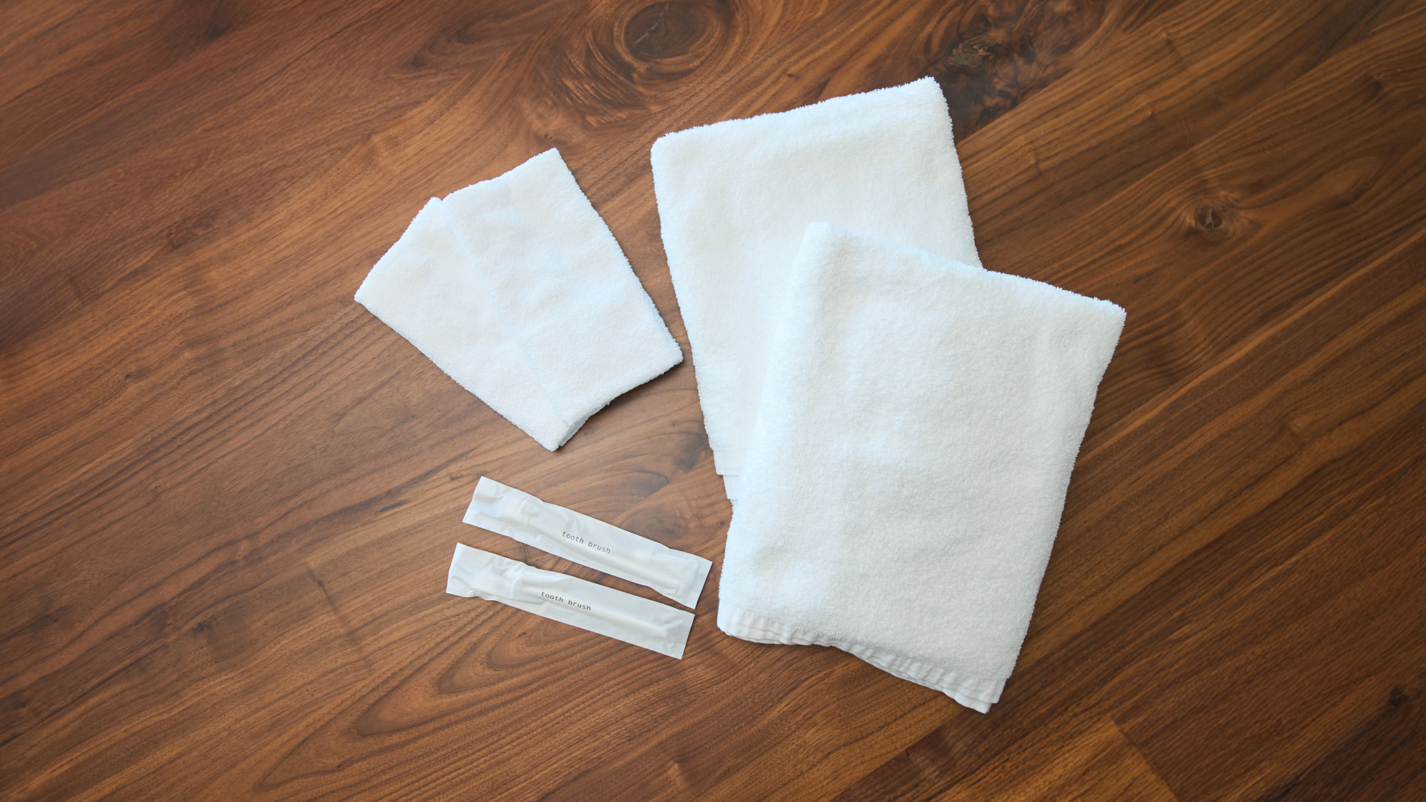 タオル・歯ブラシ