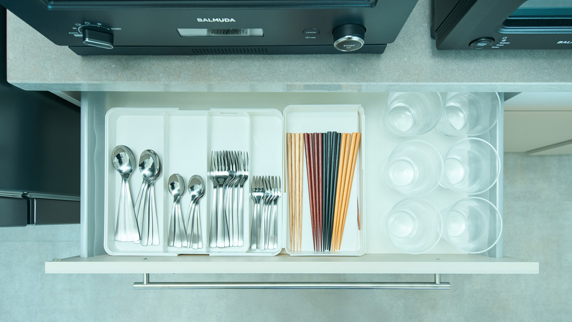  キッチン備品：カトラリー類