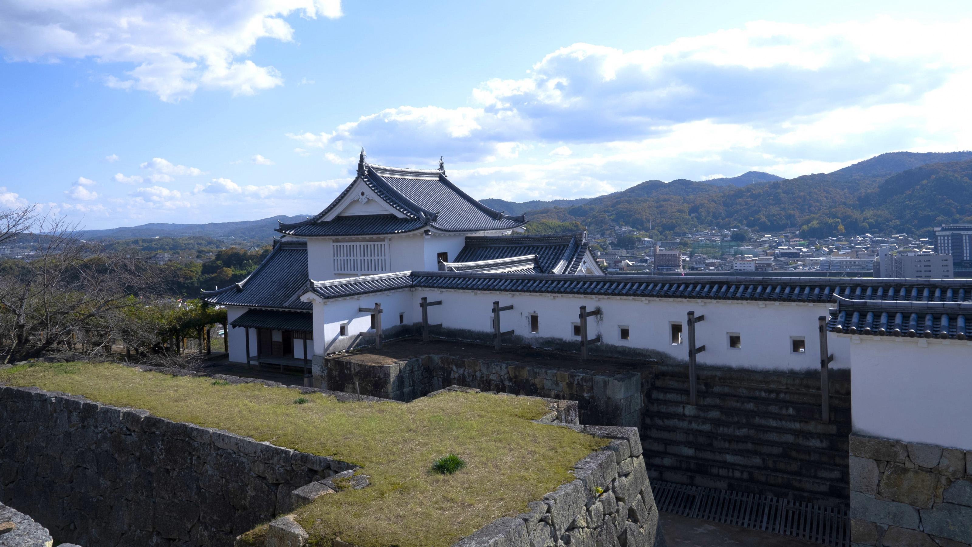 津山城