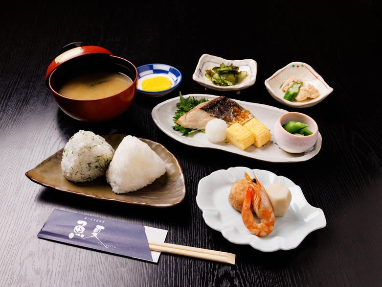 【朝食付きプラン】Seto家高松駅前　陶板浴/プロジェクター付　贅沢な滞在が叶うまるまる一棟貸し宿