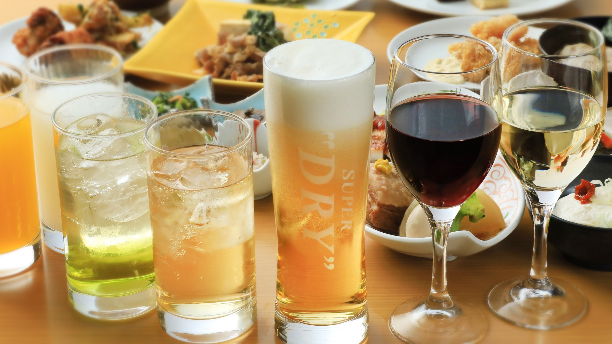 【ご夕食】各種ソフトドリンクやアルコールなど追加料金なしで”まるまる”お楽しみ※一例