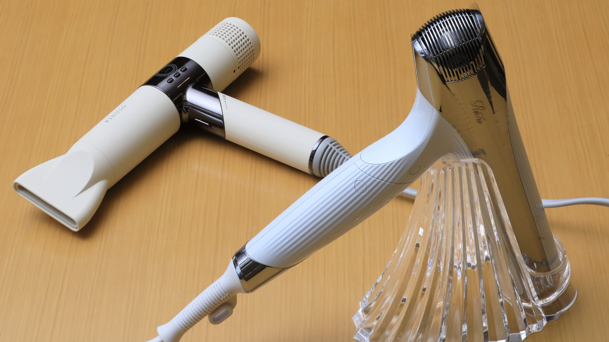 【温泉大浴場】「女性大浴場」にはヘアケアに嬉しいドライヤーをご用意しております