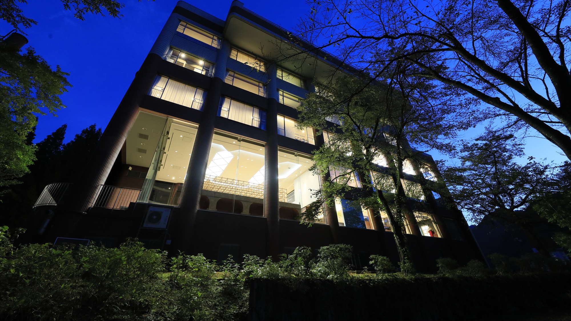 【外観】自然と溶け合うように佇む、静かなリゾート時間