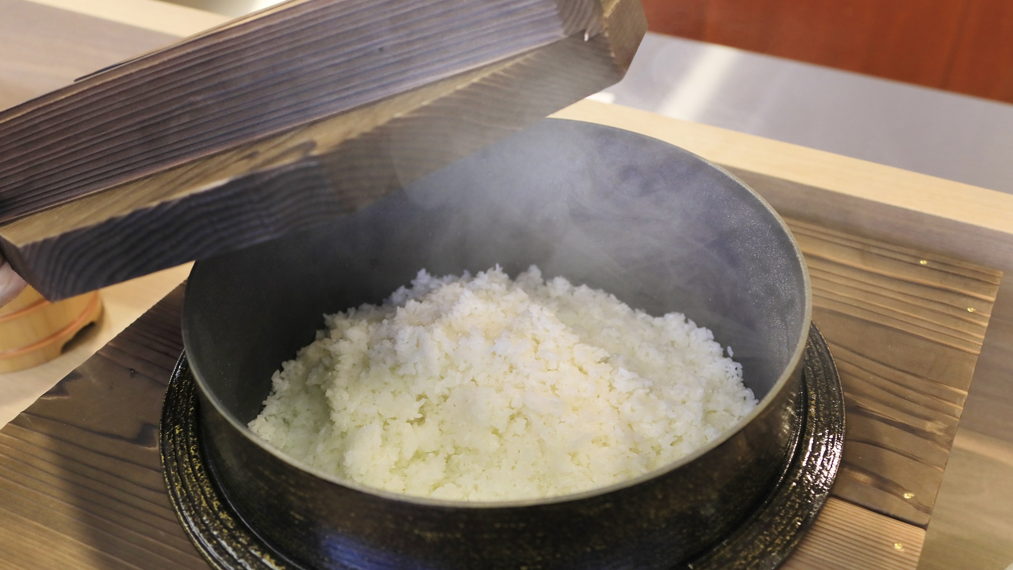 【ビュッフェ】土釜で炊いたふっくらごはん※一例