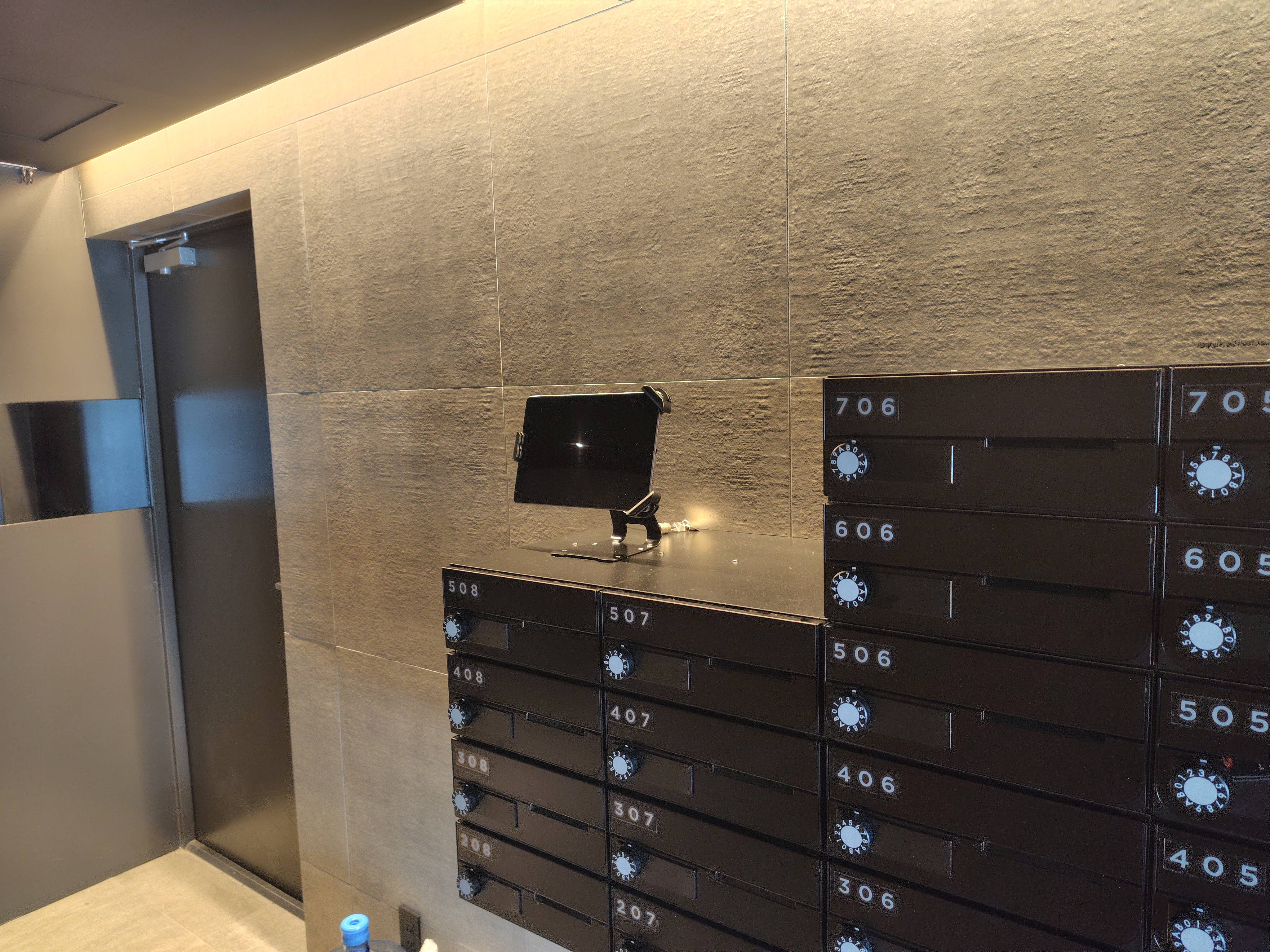 チェックインタブレット