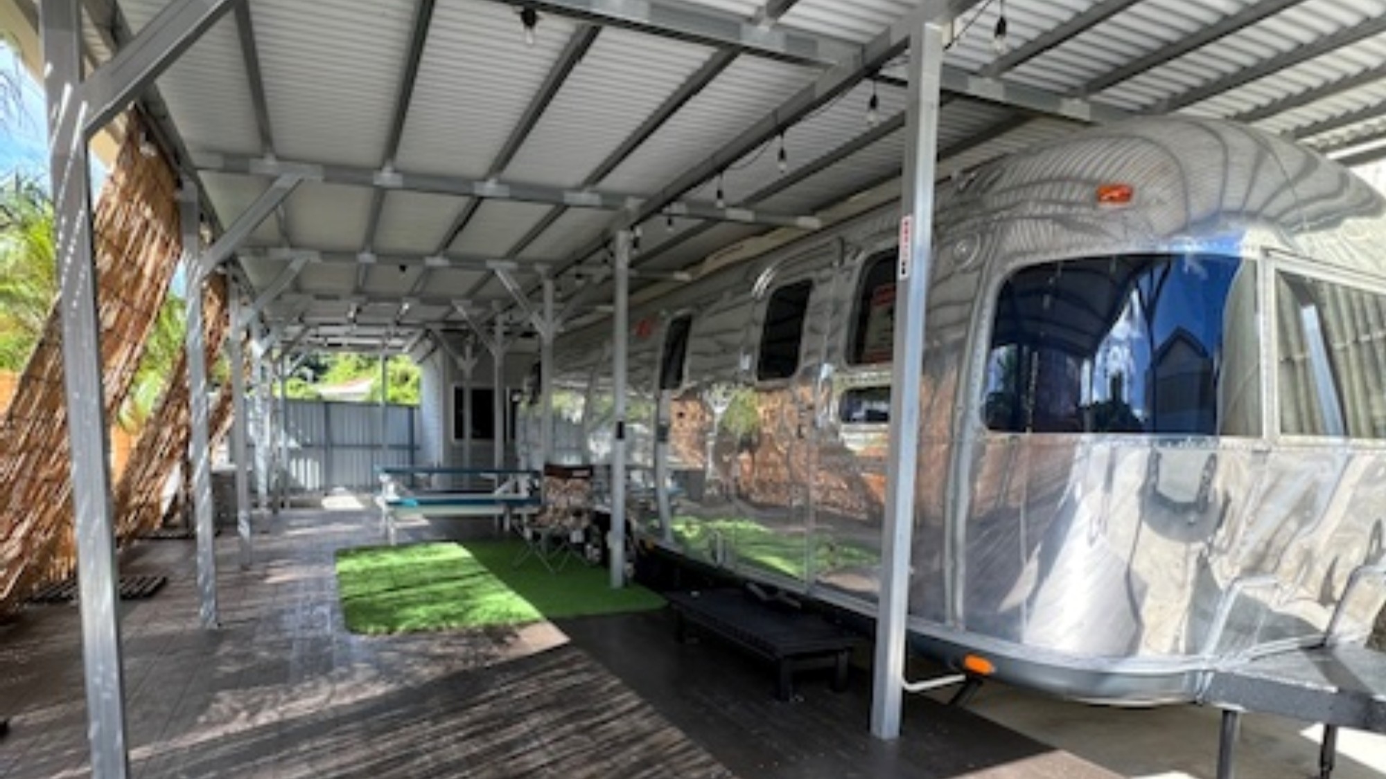 ＡＩＲ　ＳＴＲＥＡＭ　ＨＯＵＳＥ　仲宗根