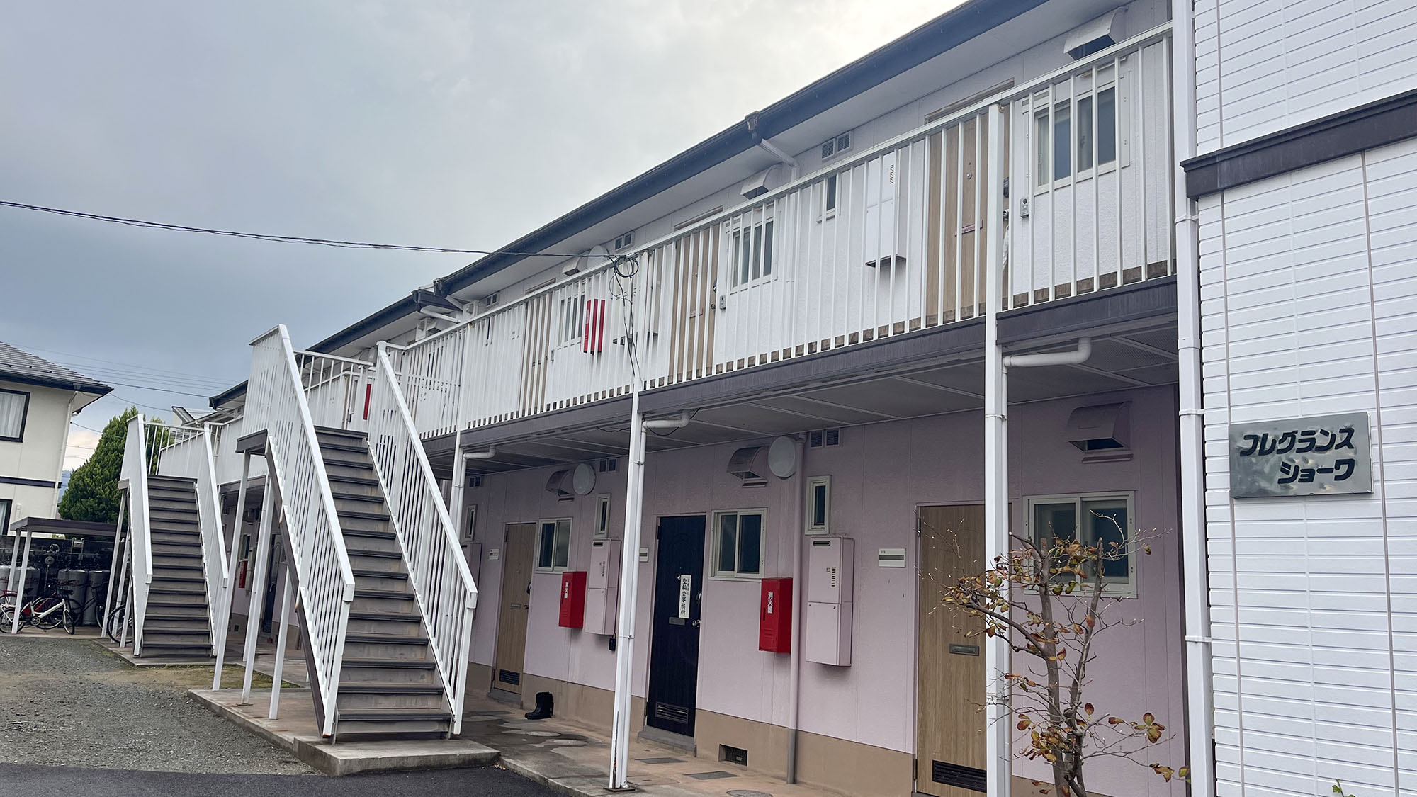 ・【外観】松江市街地にあるアパートメントタイプの宿。観光・ビジネスでのお泊りにご利用ください