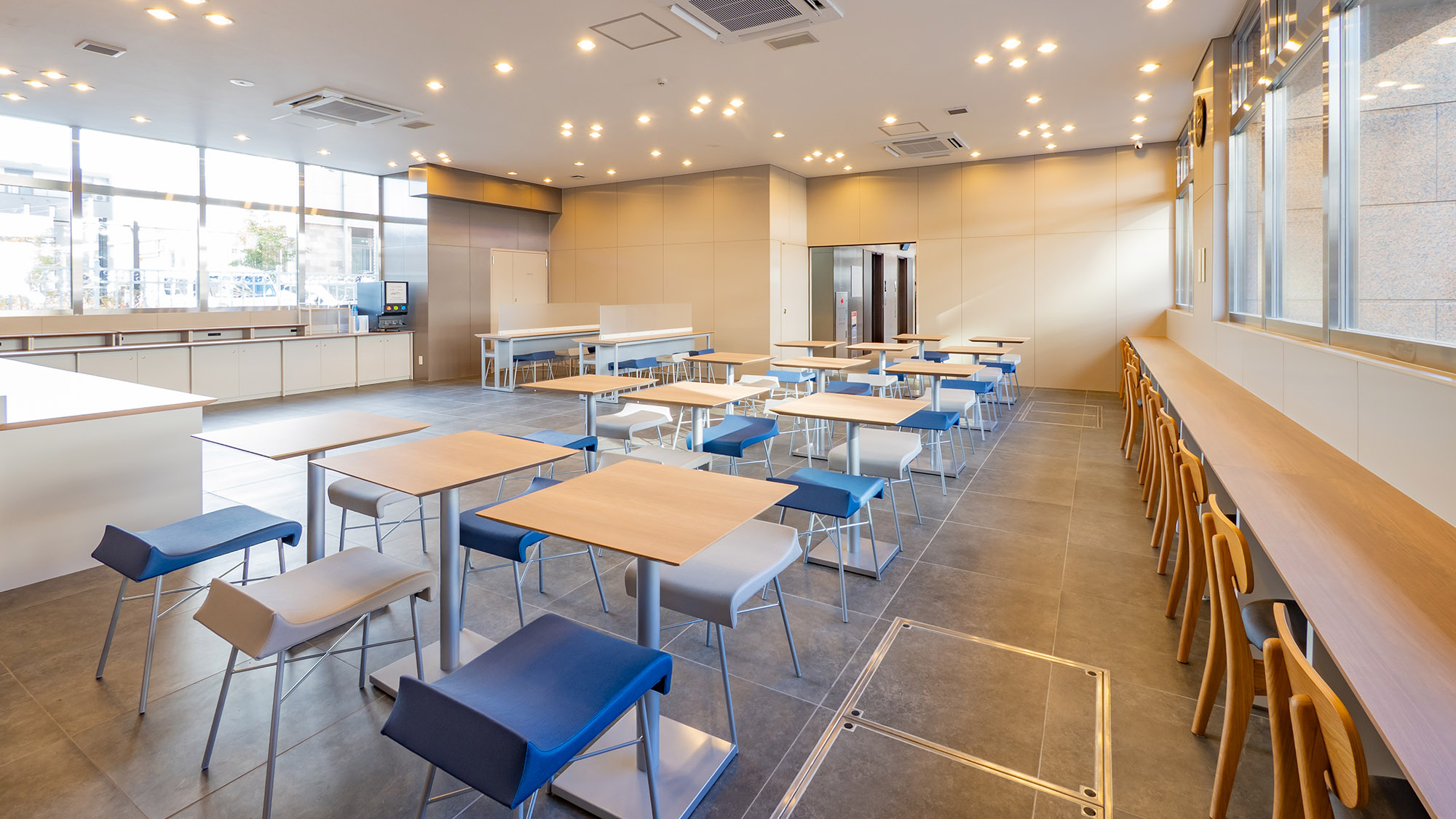 朝食会場