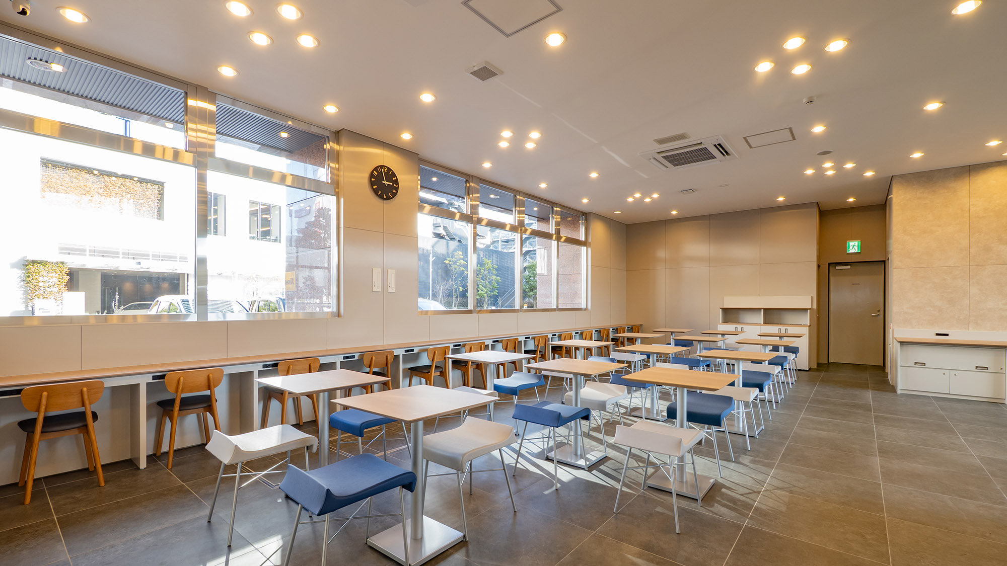 朝食会場