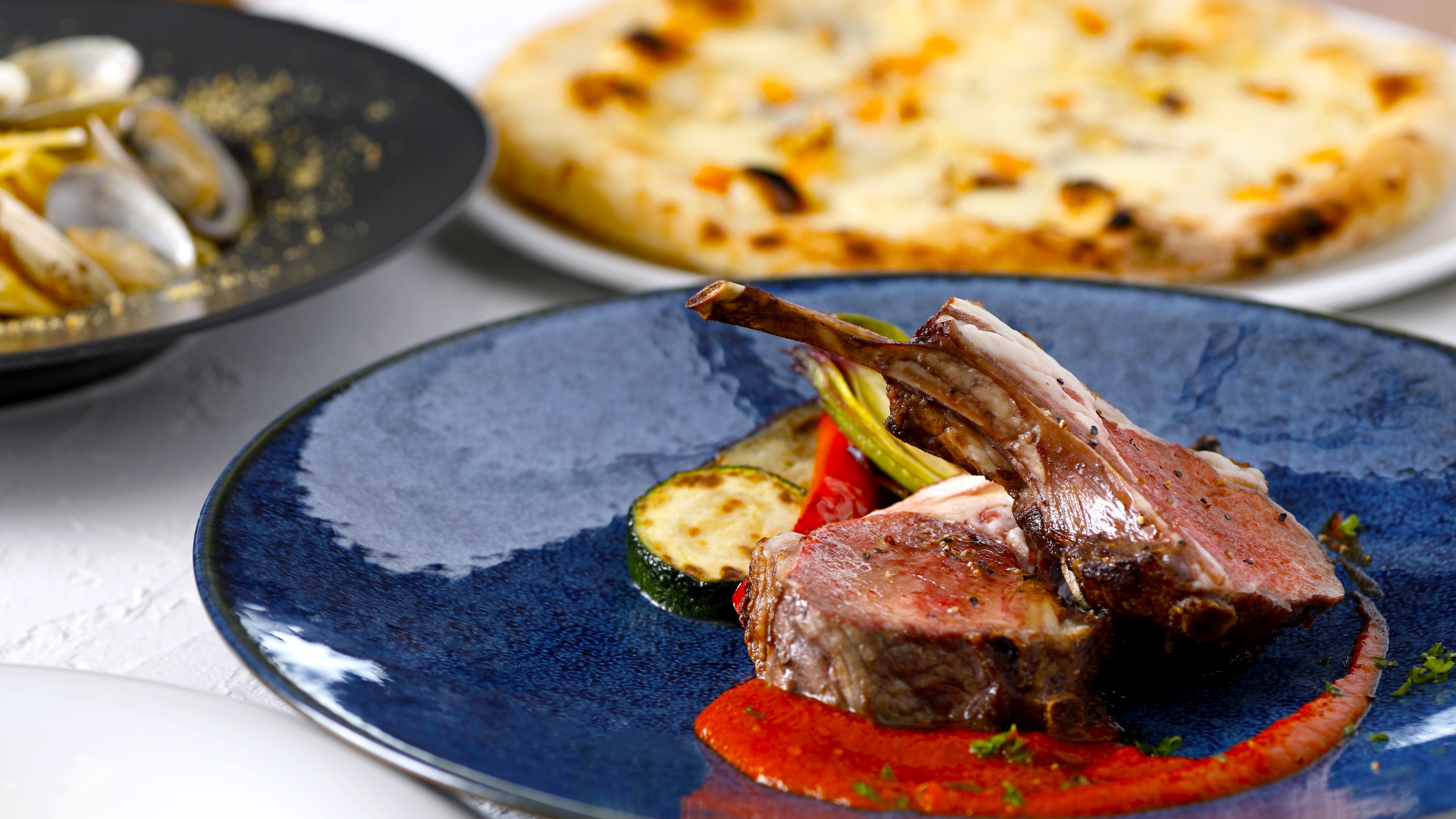 【リゾート内レストラン/ピッツァ＆パスタ スターダストガーデン】コース料理ではジビエもチョイス可能