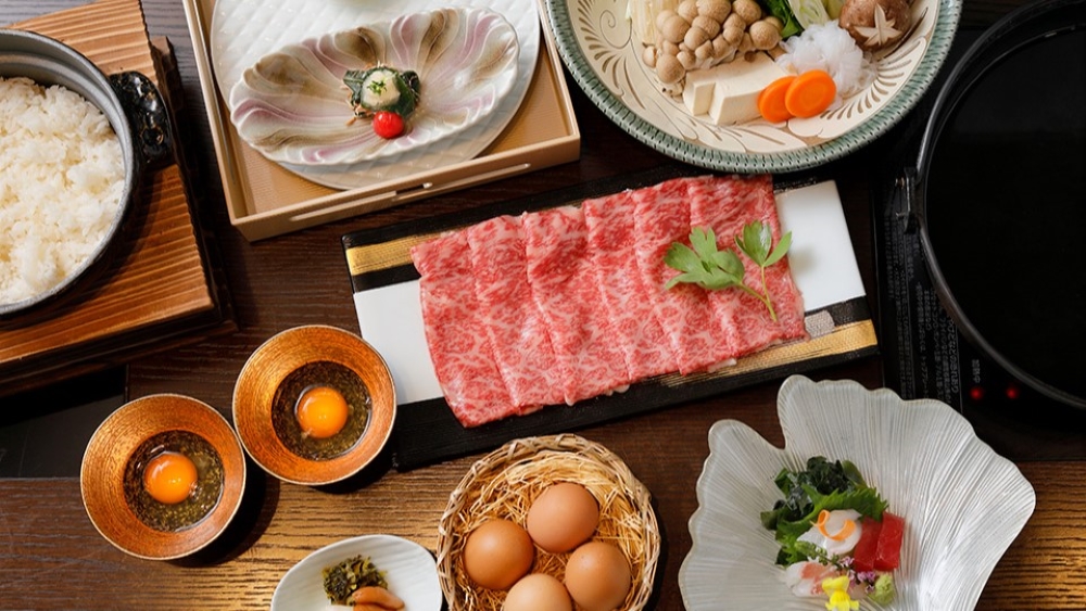 【リゾート内レストラン/蜃気楼しゃぶしゃぶ】素材の旨味を最大限に引き出す特製出汁。