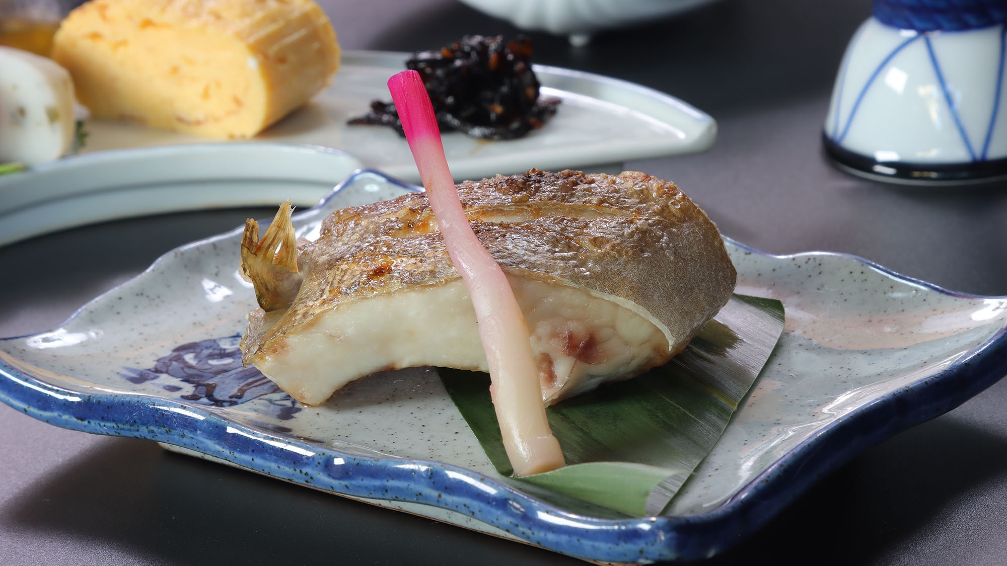 【本館◆朝食付】和の趣が感じられる中庭をのぞむ食事処で楽しむ♪朝食付プラン