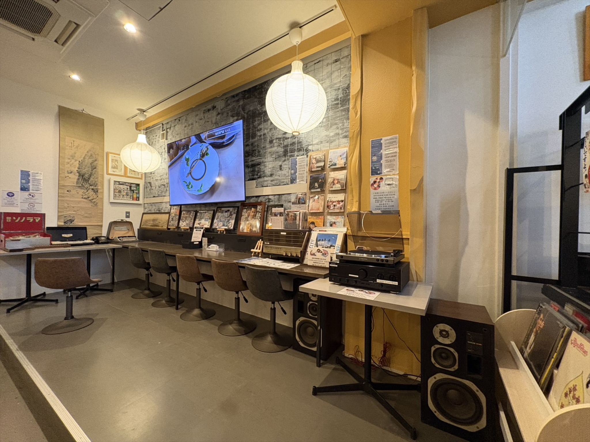 共用サロンスペース（地下1階）