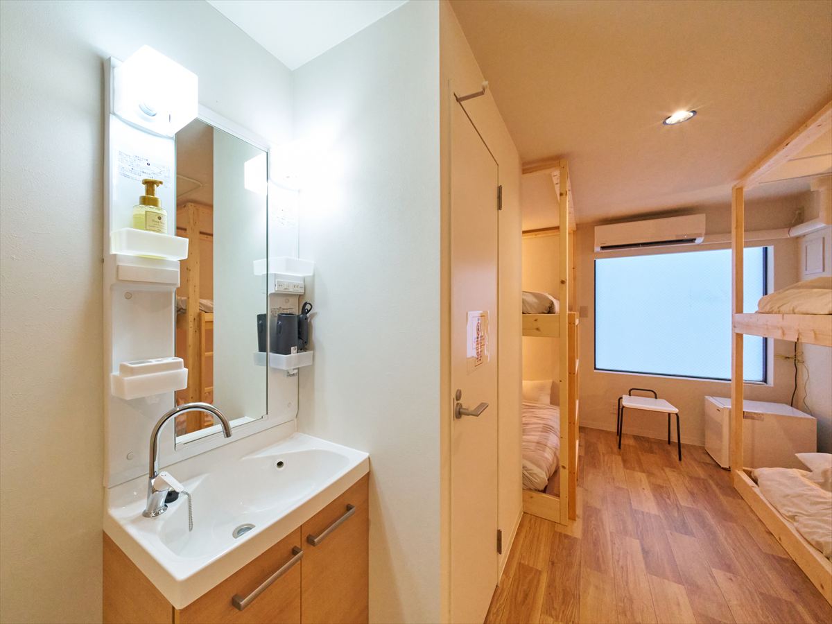 4人部屋：ファミリー・小グループ向け（201）