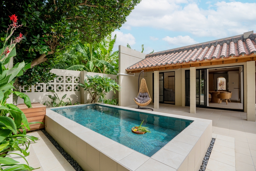 【オープン記念”特別ご優待”50％OFF20組様限定】『備瀬フクギ並木』のプライベートプール付ヴィラ