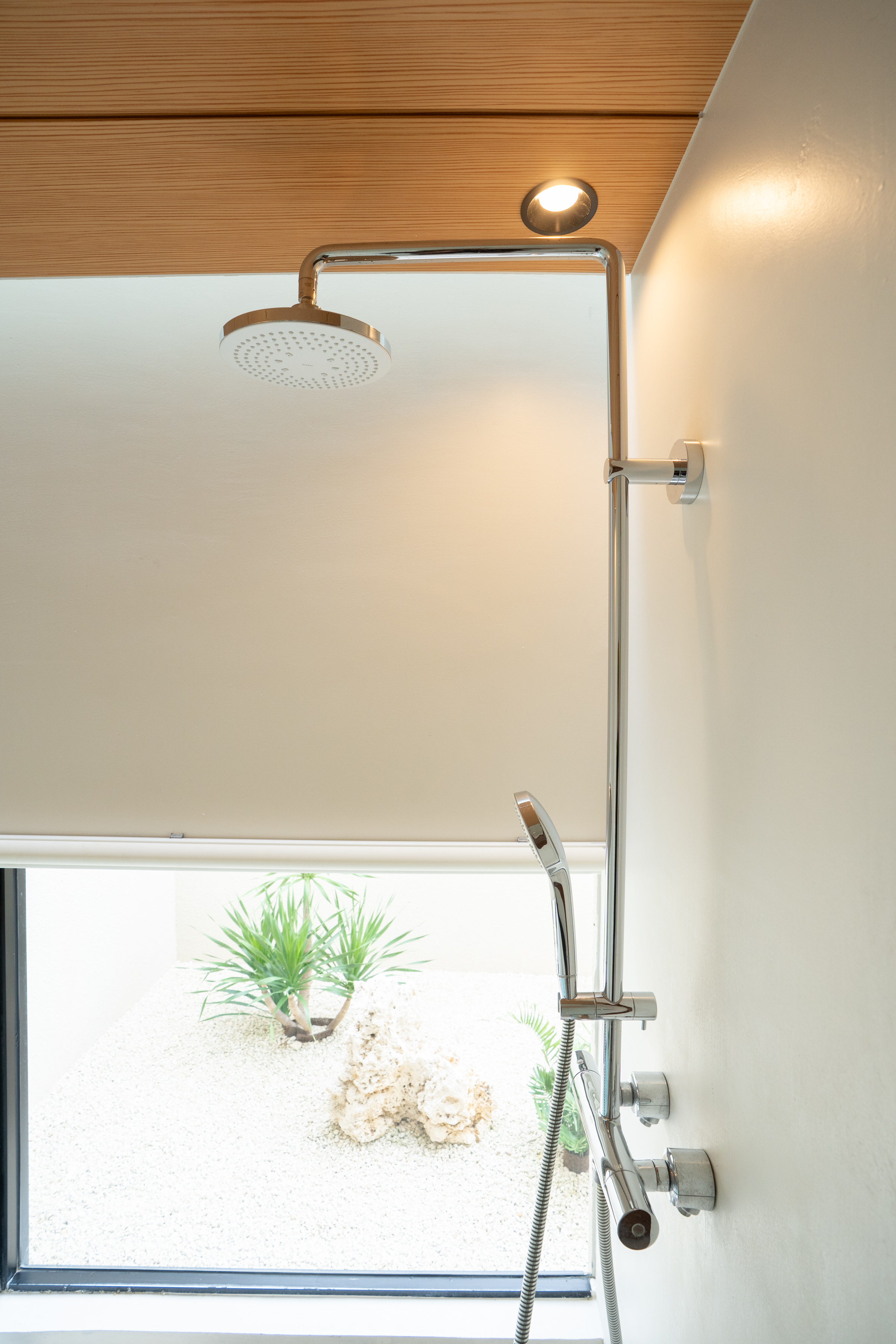 客室内シャワー