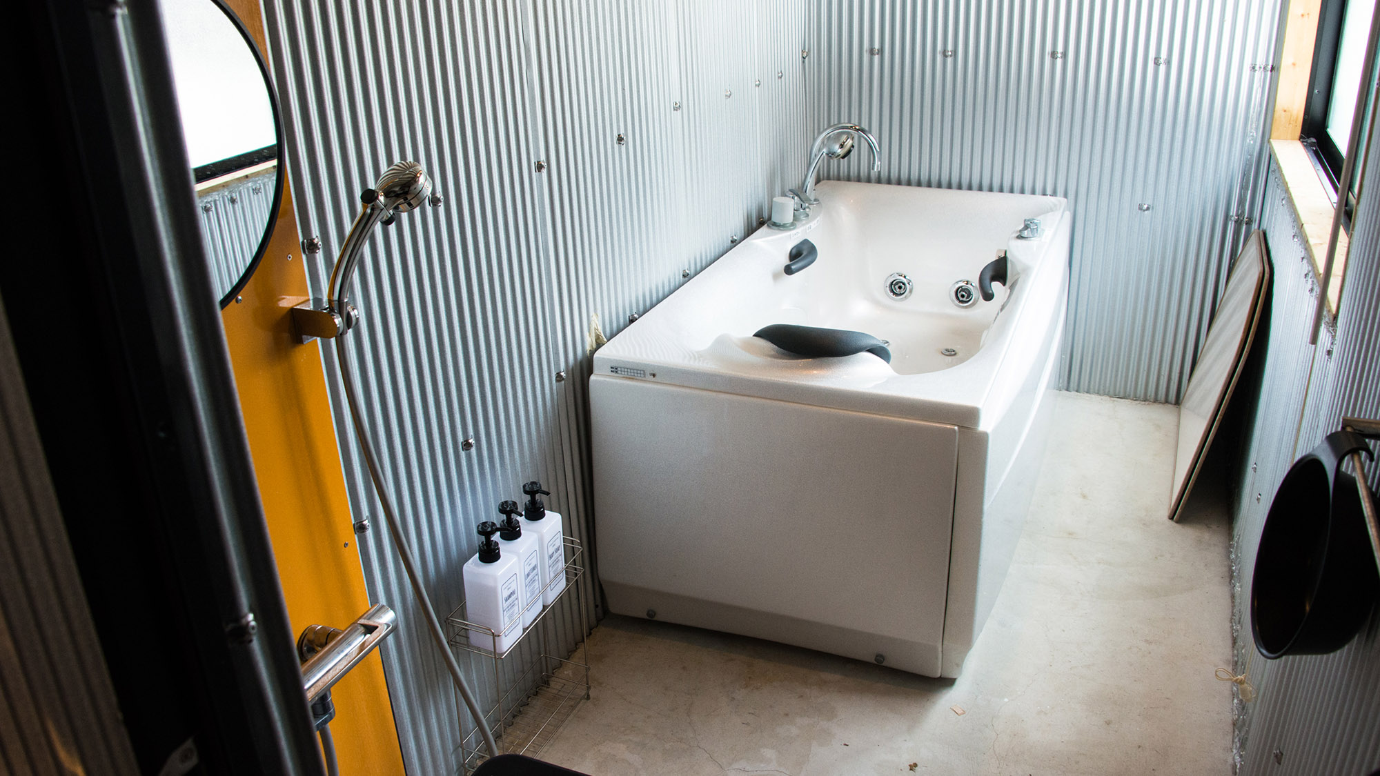 ・【お風呂】シャンプー・コンディショナー、ボディソープをご用意しております