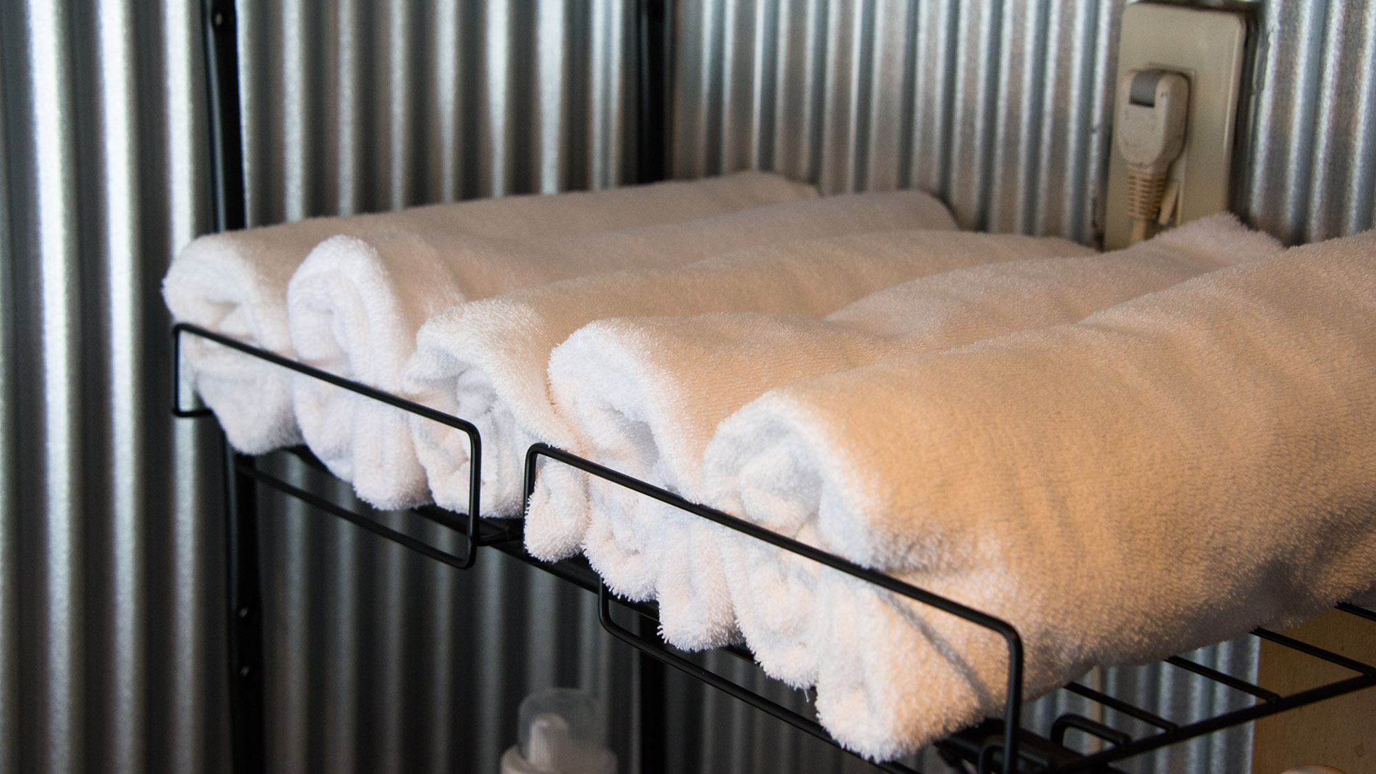 ・【洗面所】清潔なバスタオルは人数分ご用意。荷物がかさばる心配もありません