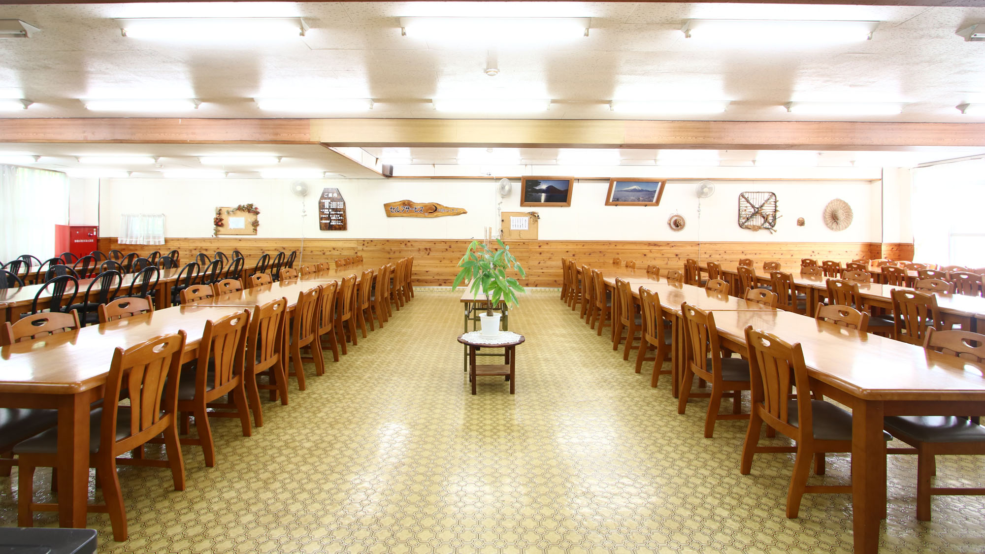 食堂&diams;朝食のご提供はこちら*