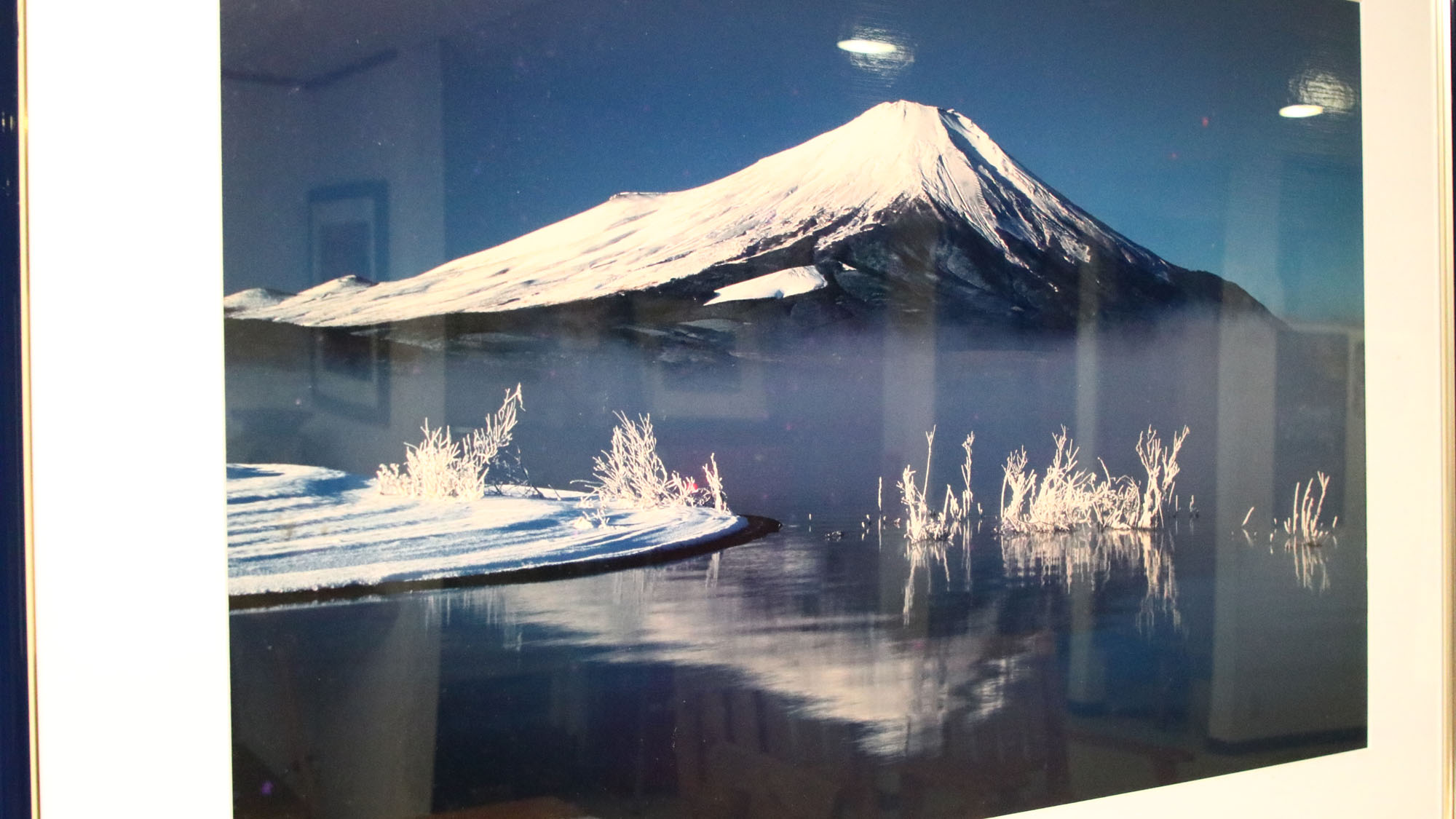 ロビー&diams;富士の絶景をお楽しみください*