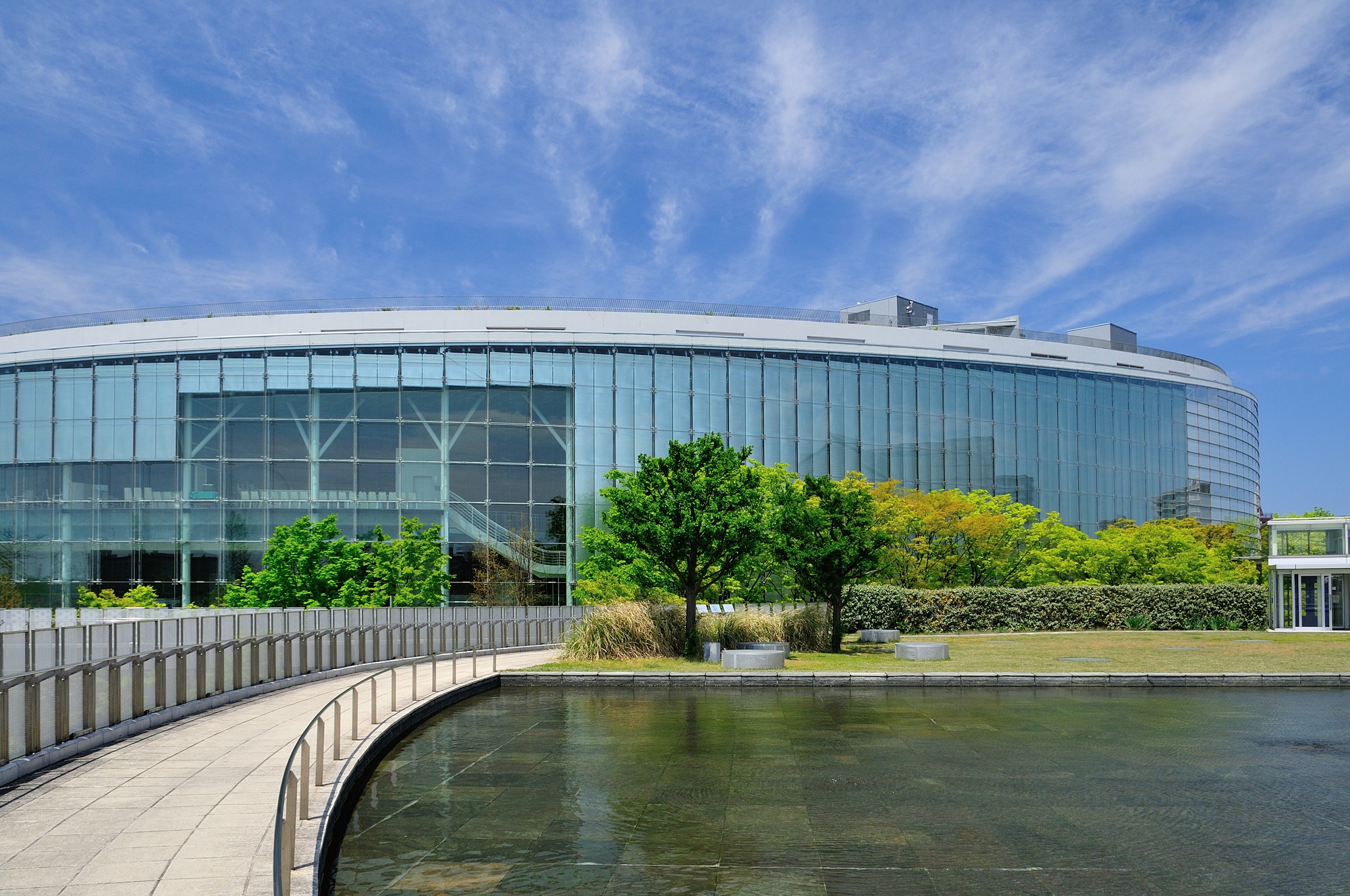 新潟市民芸術文化会館「りゅーとぴあ」