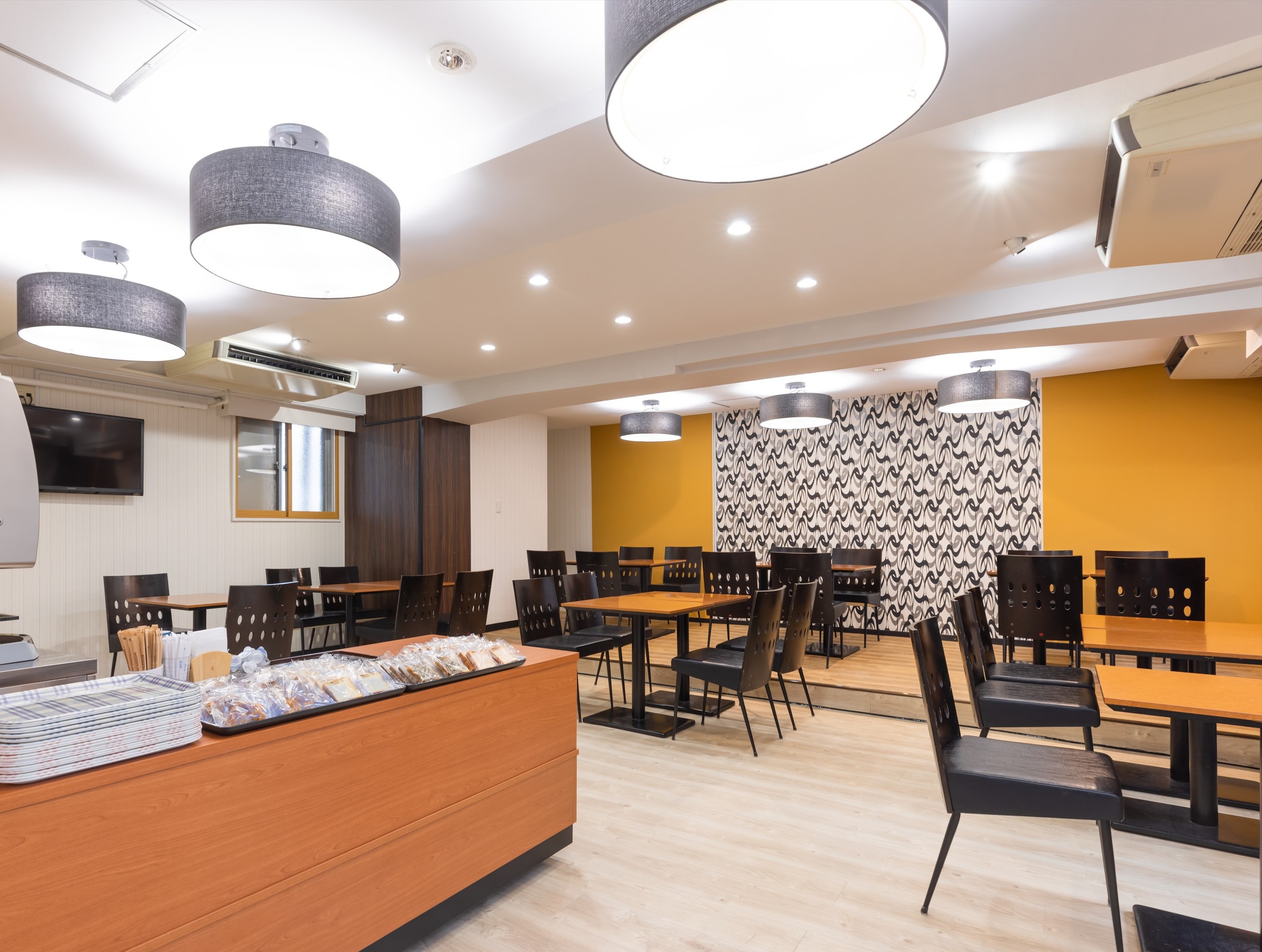 無料軽朝食サービス（6:30～9:00、最終入店8:45）