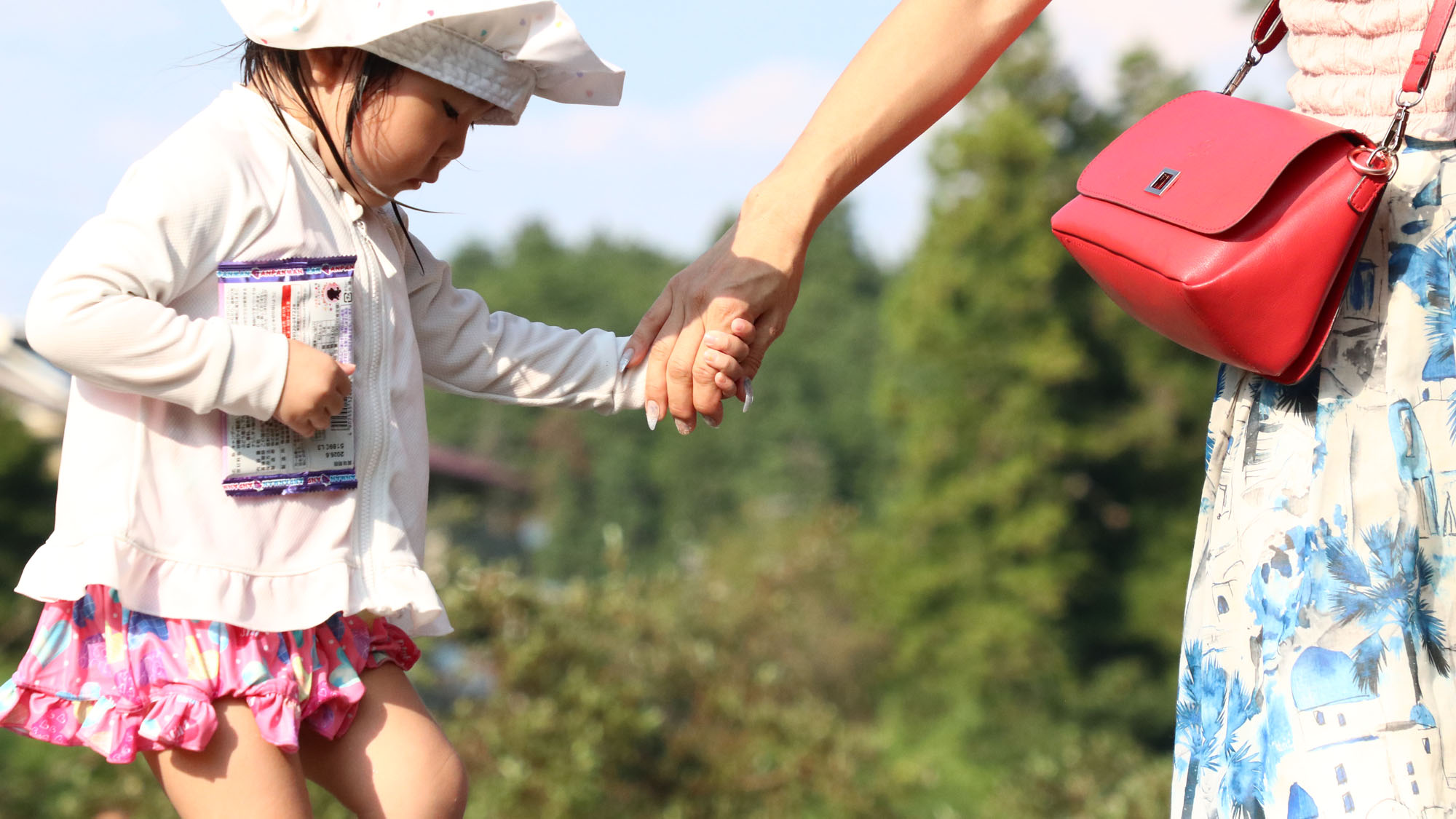 【川遊び＿イメージ】神野テラス徒歩1分のところに川があり人もあまりいなくて穴場スポット*