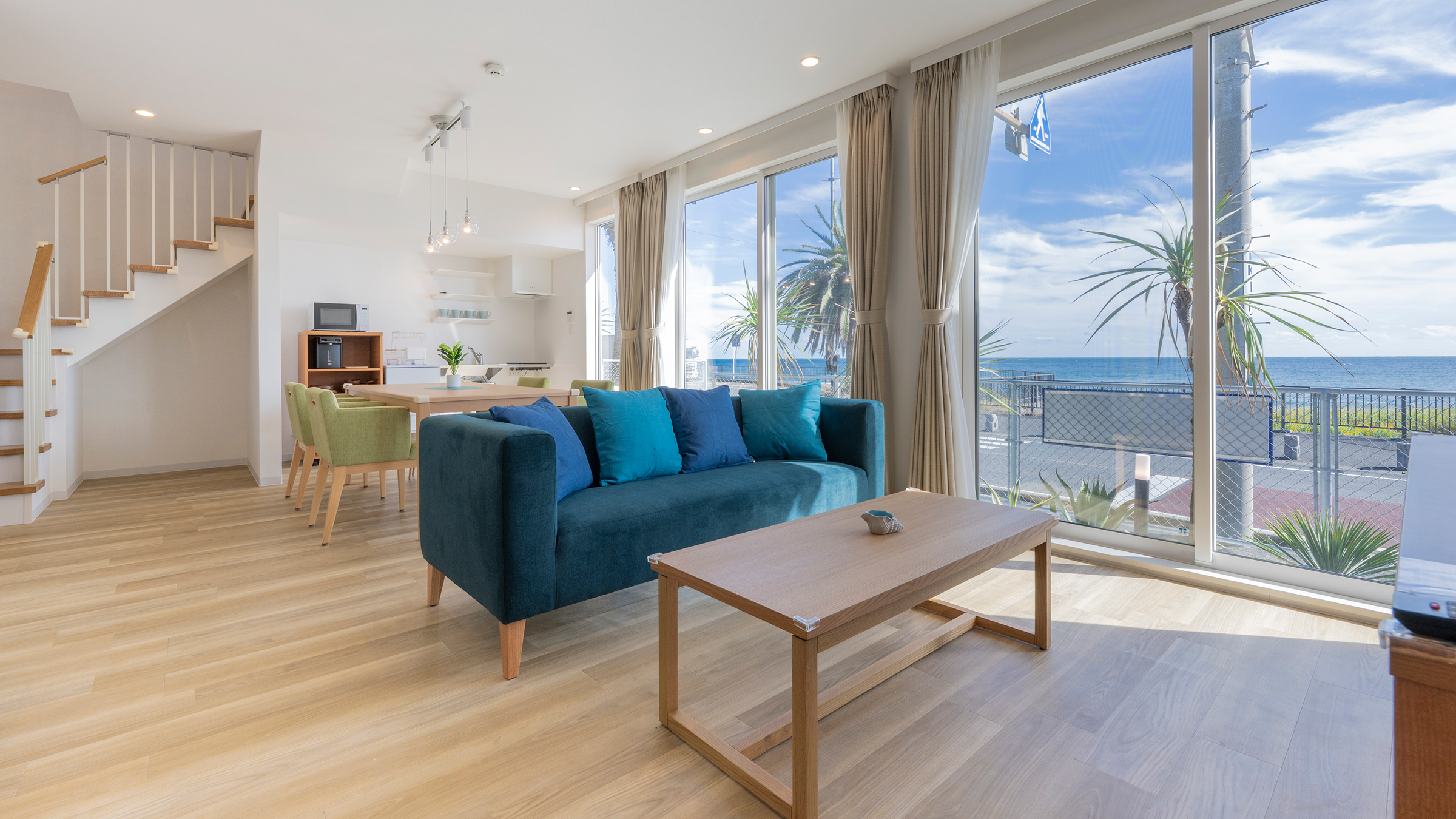 【禁煙】メゾネットルーム 1F