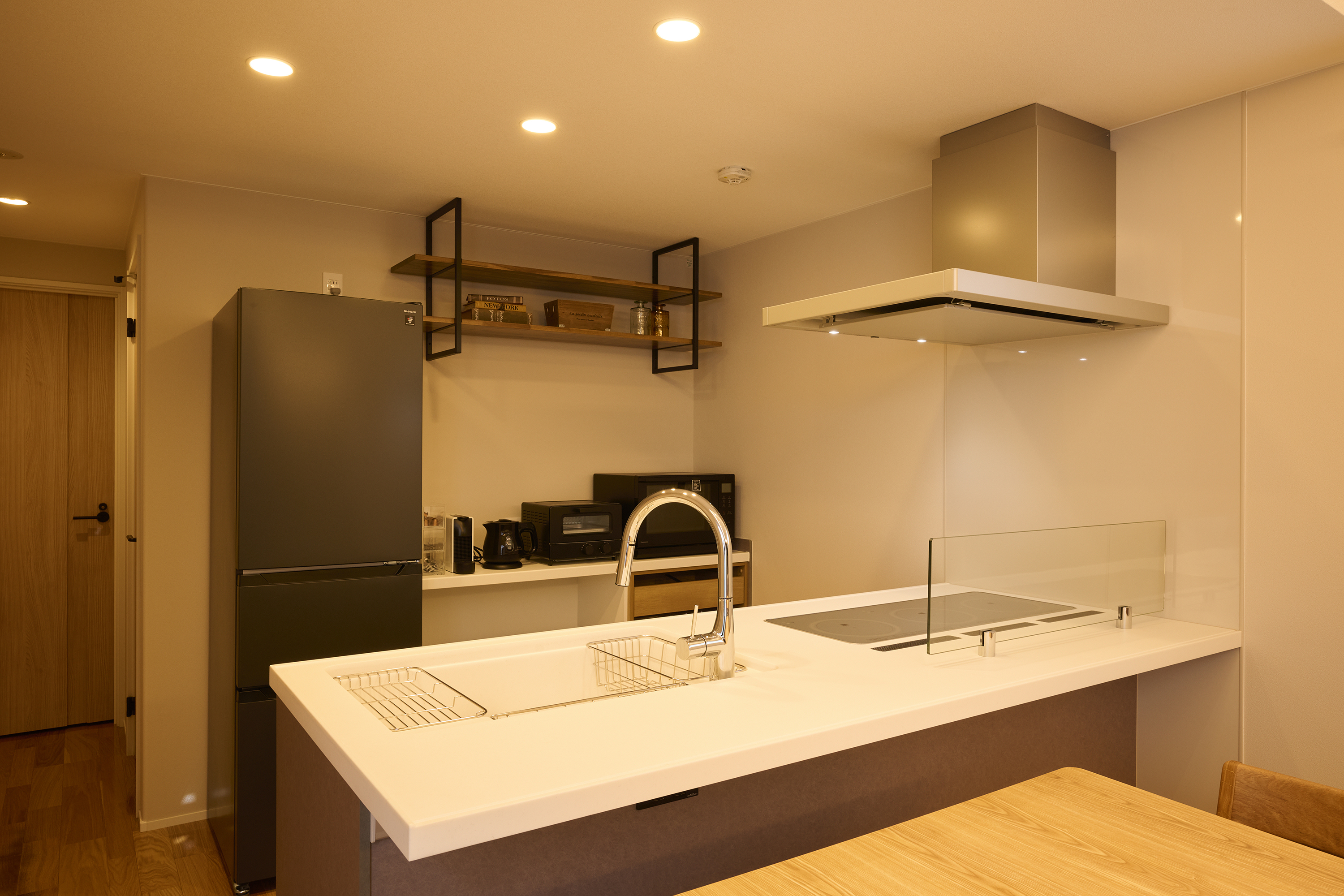 BASE TWO-キッチン