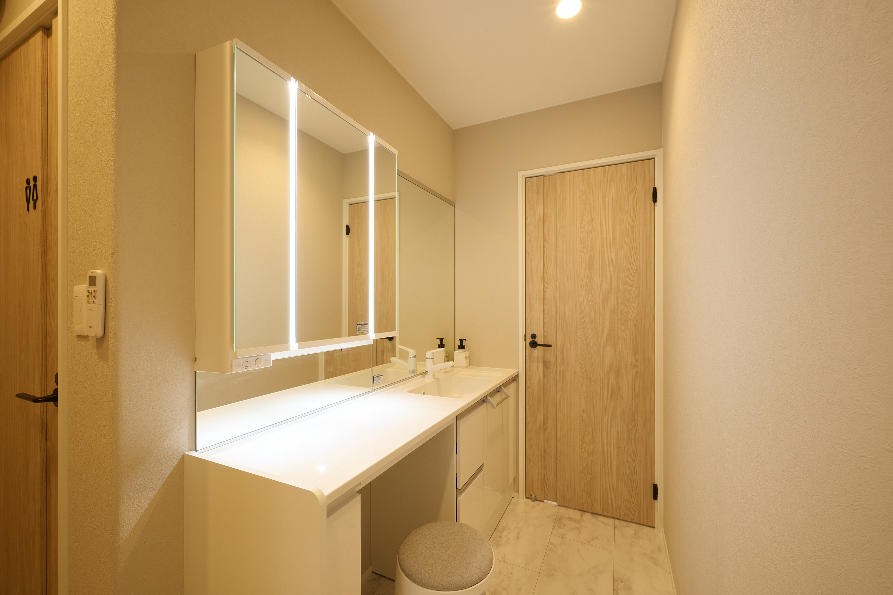 BASE TWO-サニタリールーム