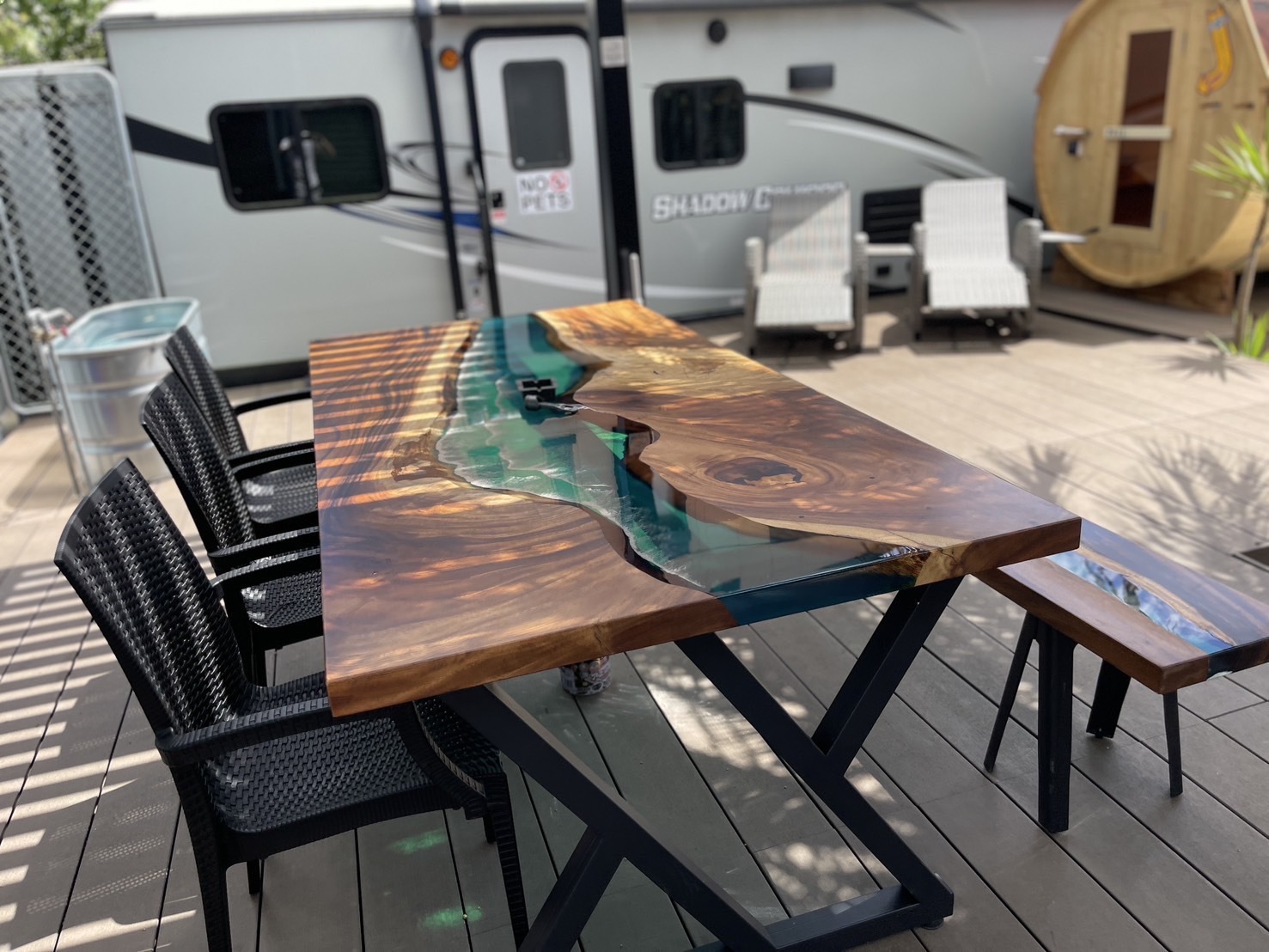 【アメリカンvilla】 遊び心と上品さを兼ね備えた、海の近くのトレーラーハウス 〜サウナ付き〜