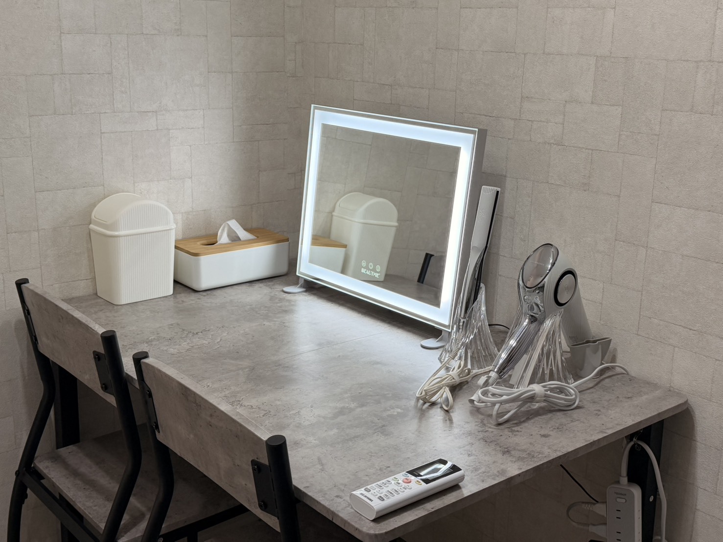 【アメリカンvilla】 遊び心と上品さを兼ね備えた、海の近くのトレーラーハウス 〜サウナ付き〜