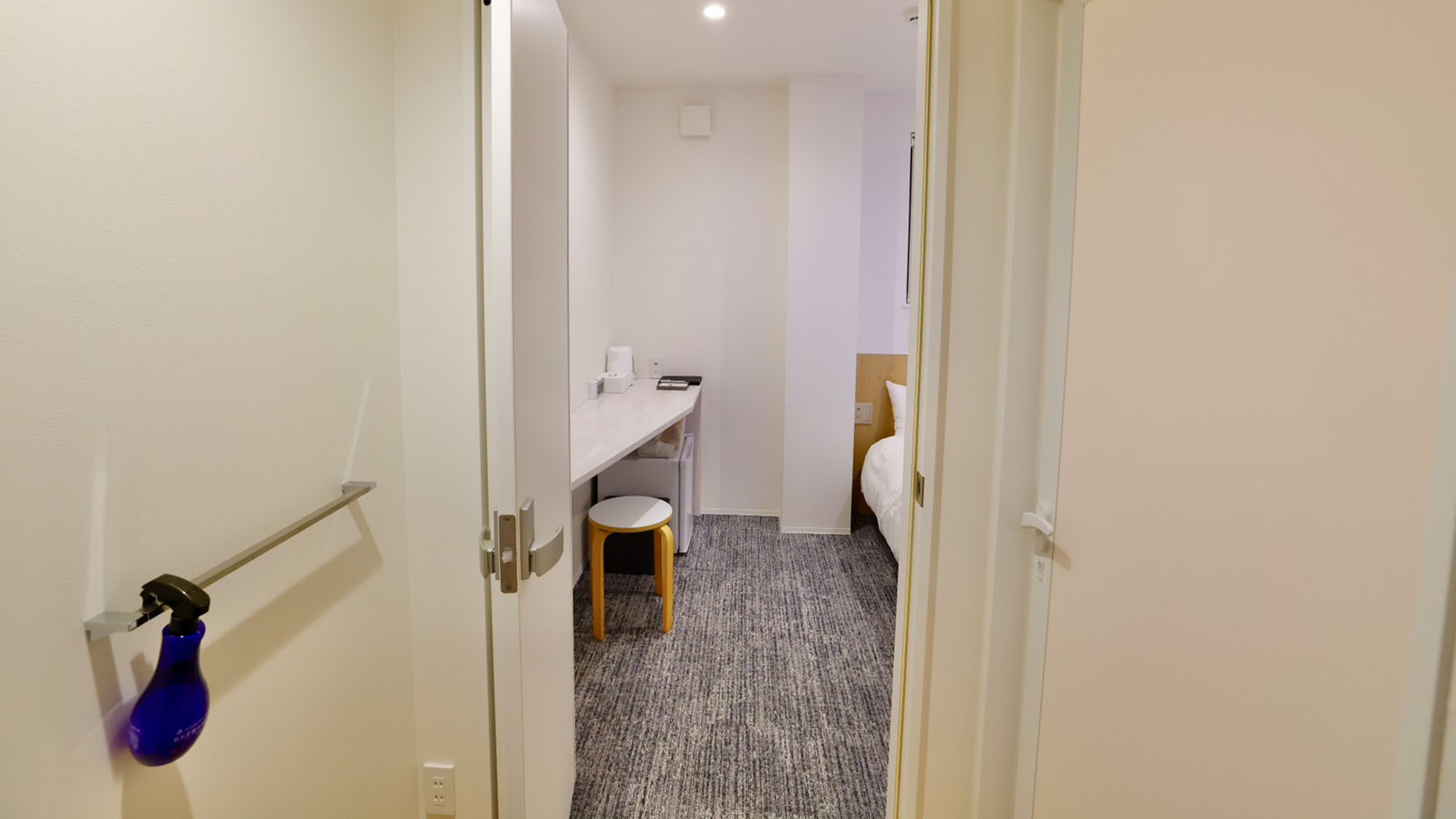 ・【セミダブルルーム】ビジネス利用から一人旅などの観光利用まで、幅広くご利用いただけます