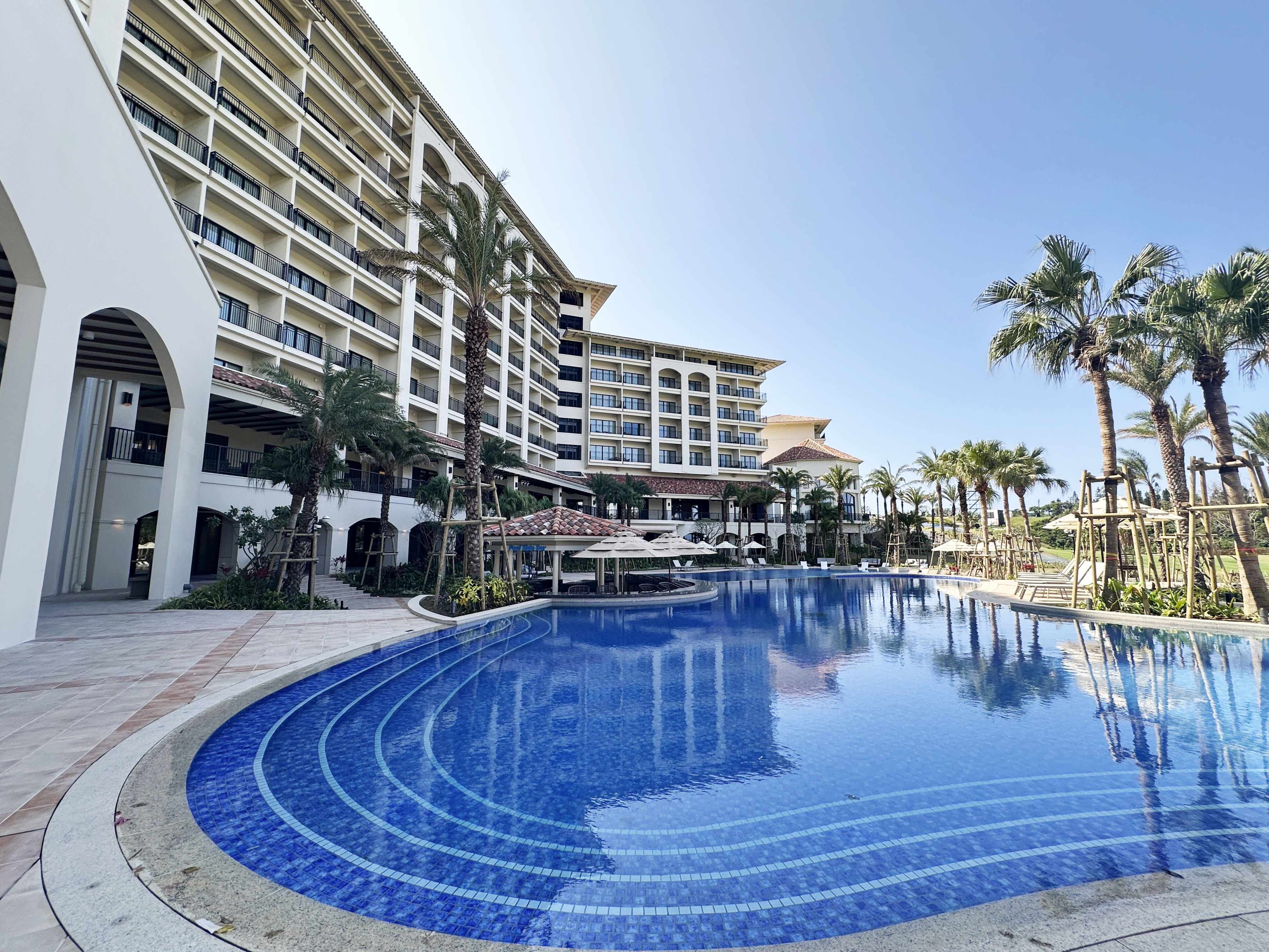 ガーデンプール