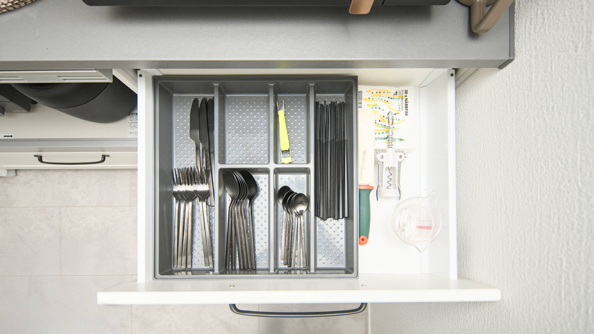 キッチン備品：カトラリー類