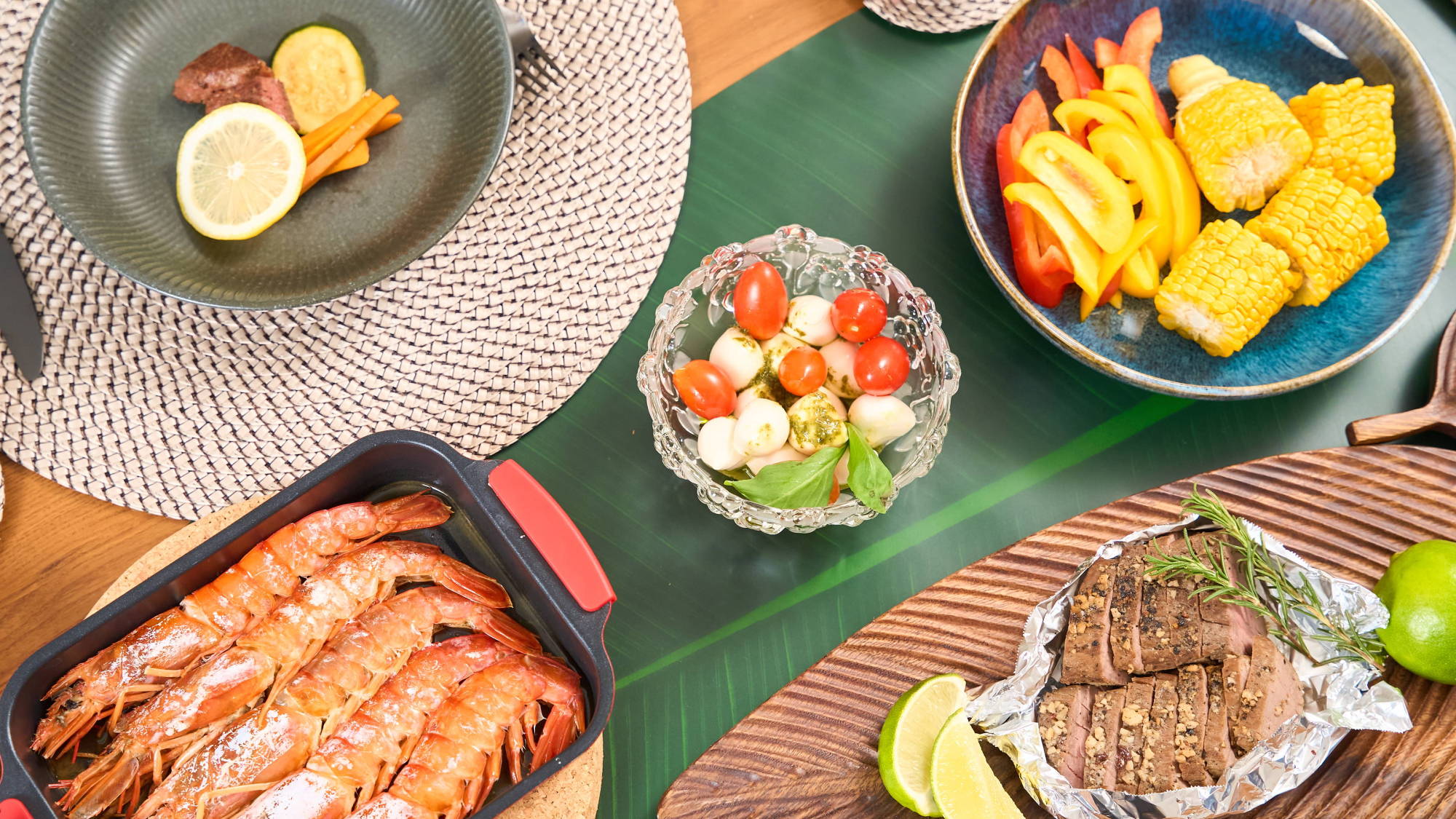  リビングダイニング