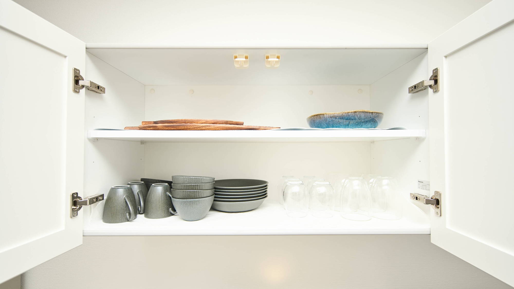 キッチン備品：食器・コップ類