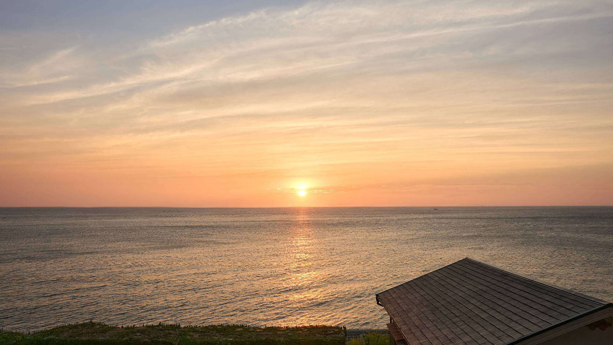 景色：淡路島の海と夕日を一望