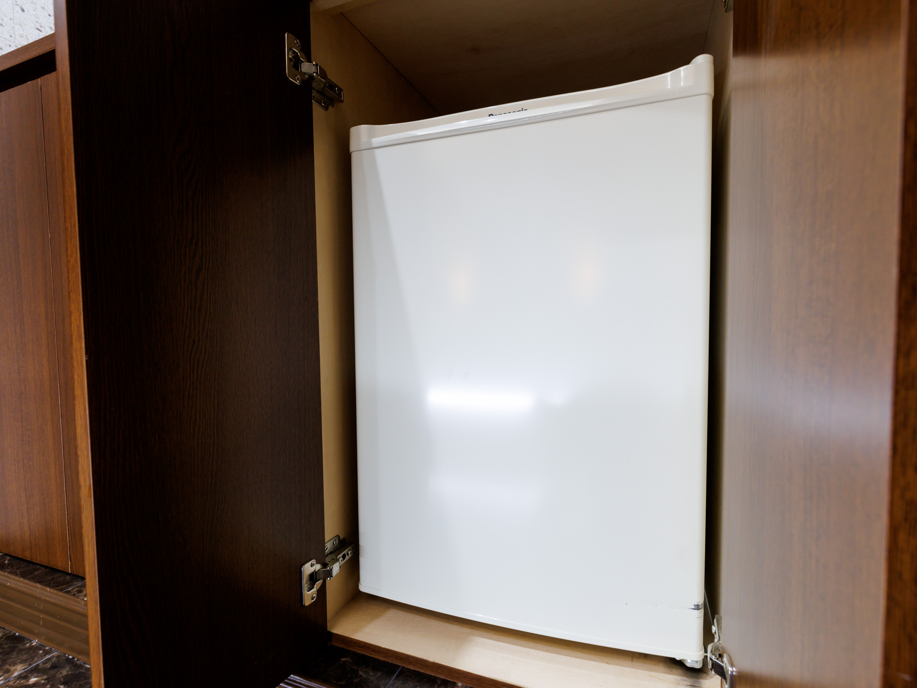 【禁煙】デラックスダブル(カラオケ・ソファー付)